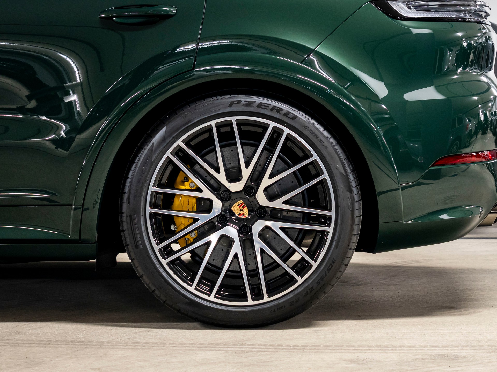 PORSCHE Cayenne GTS Tiptronic-image-10