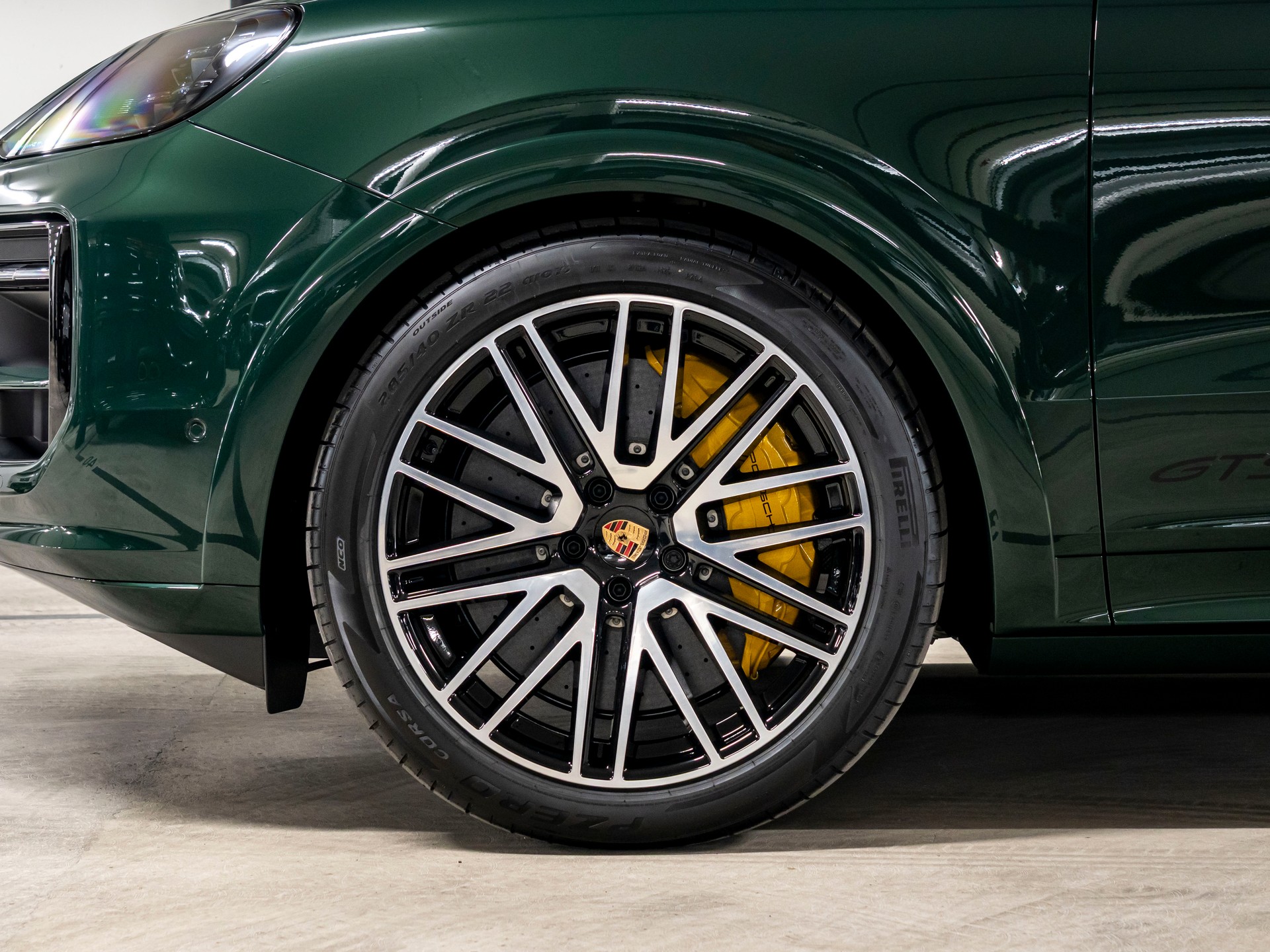 PORSCHE Cayenne GTS Tiptronic-image-9