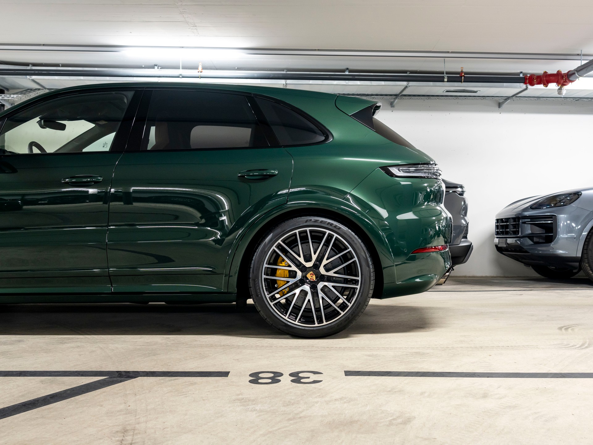 PORSCHE Cayenne GTS Tiptronic-image-8