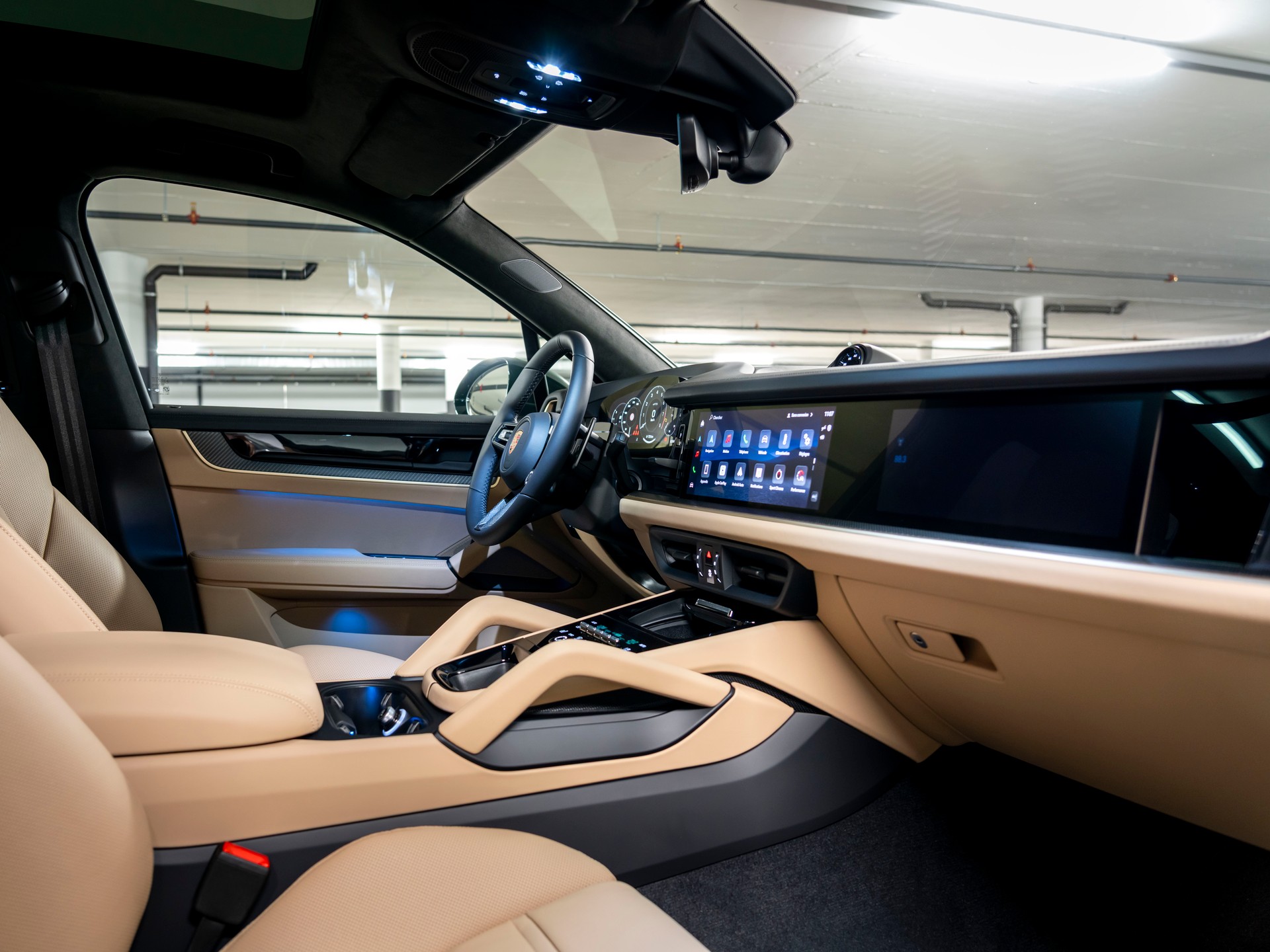 PORSCHE Cayenne GTS Tiptronic-image-17