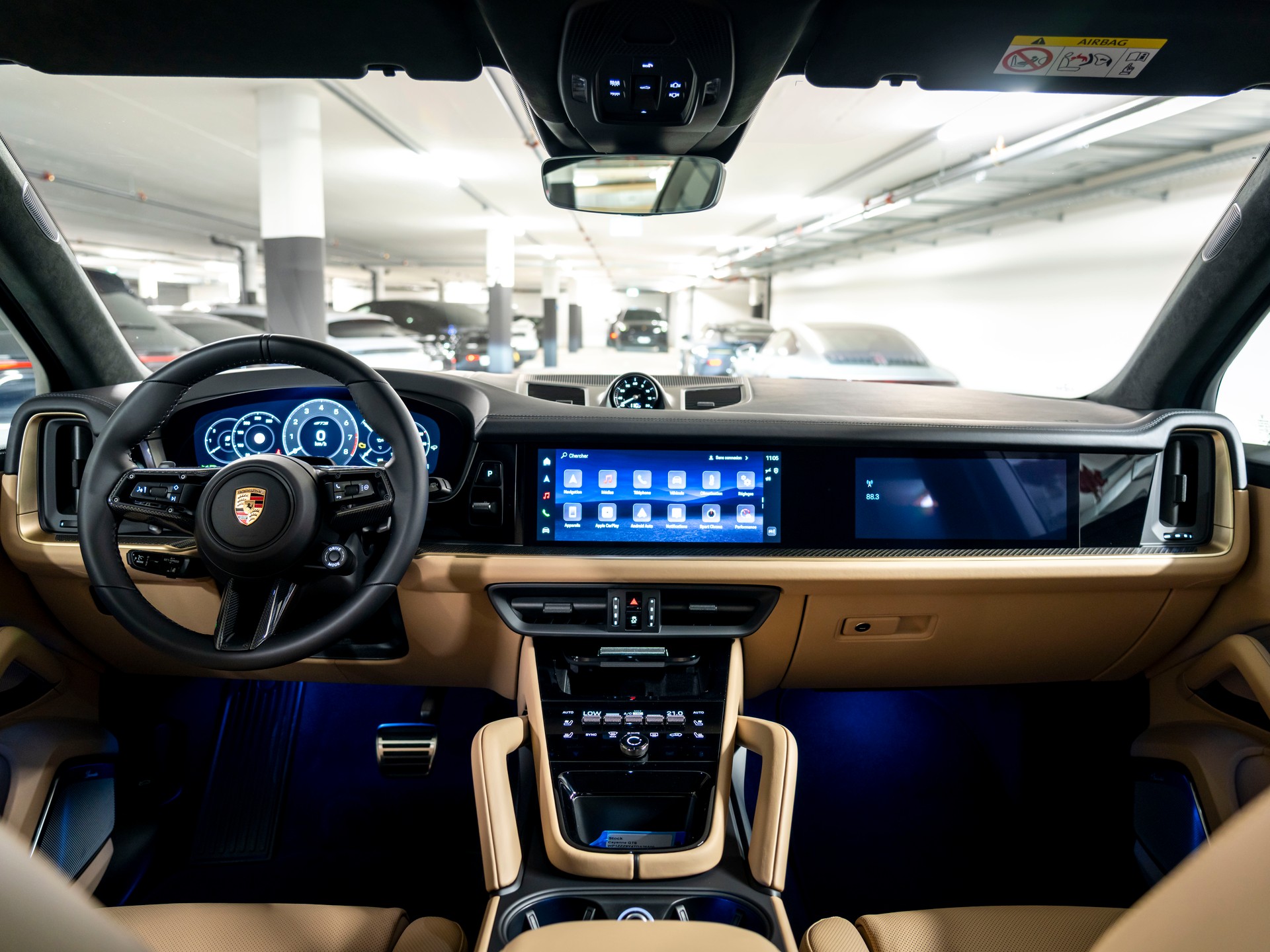 PORSCHE Cayenne GTS Tiptronic-image-12