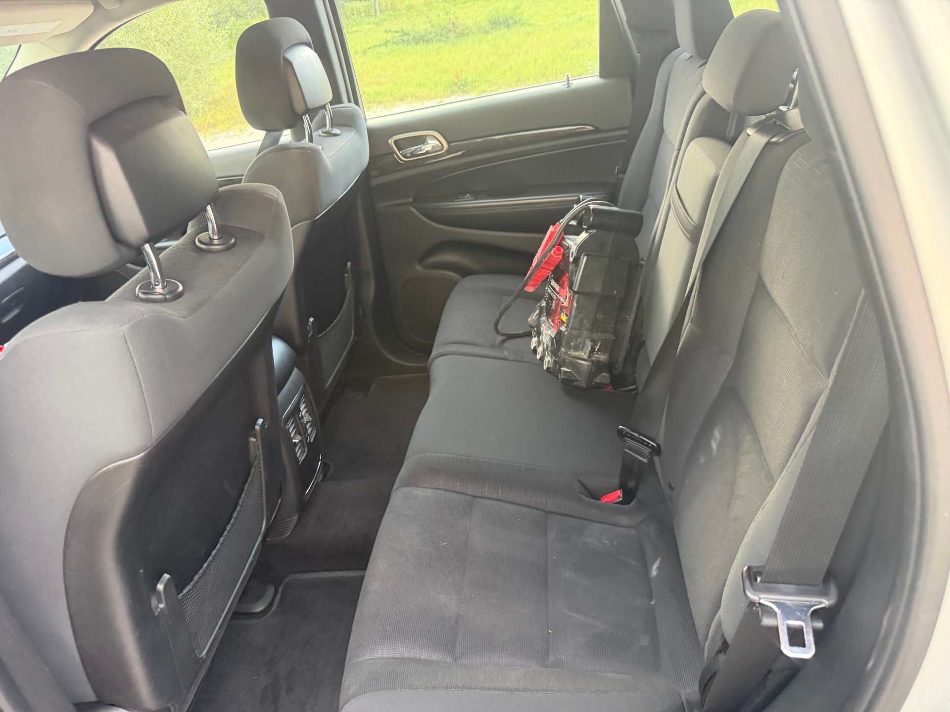 JEEP Grand Cherokee 3.0 CRD Laredo Automatic-image-4