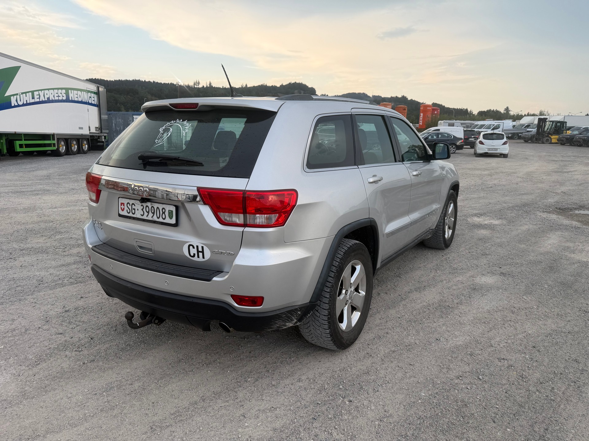 JEEP Grand Cherokee 3.0 CRD Laredo Automatic-image-2