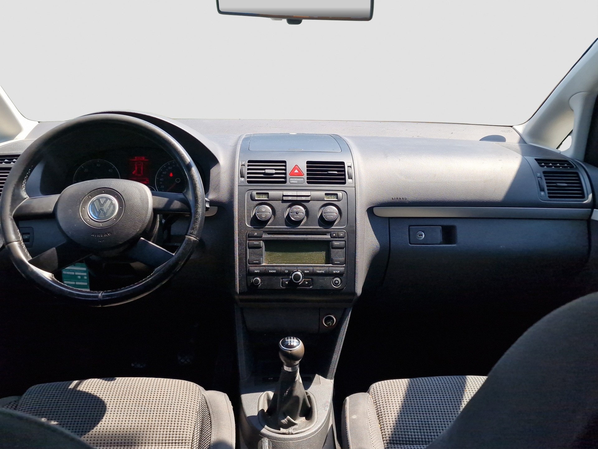 VW Touran 1.9 TDI Conceptline-image-9