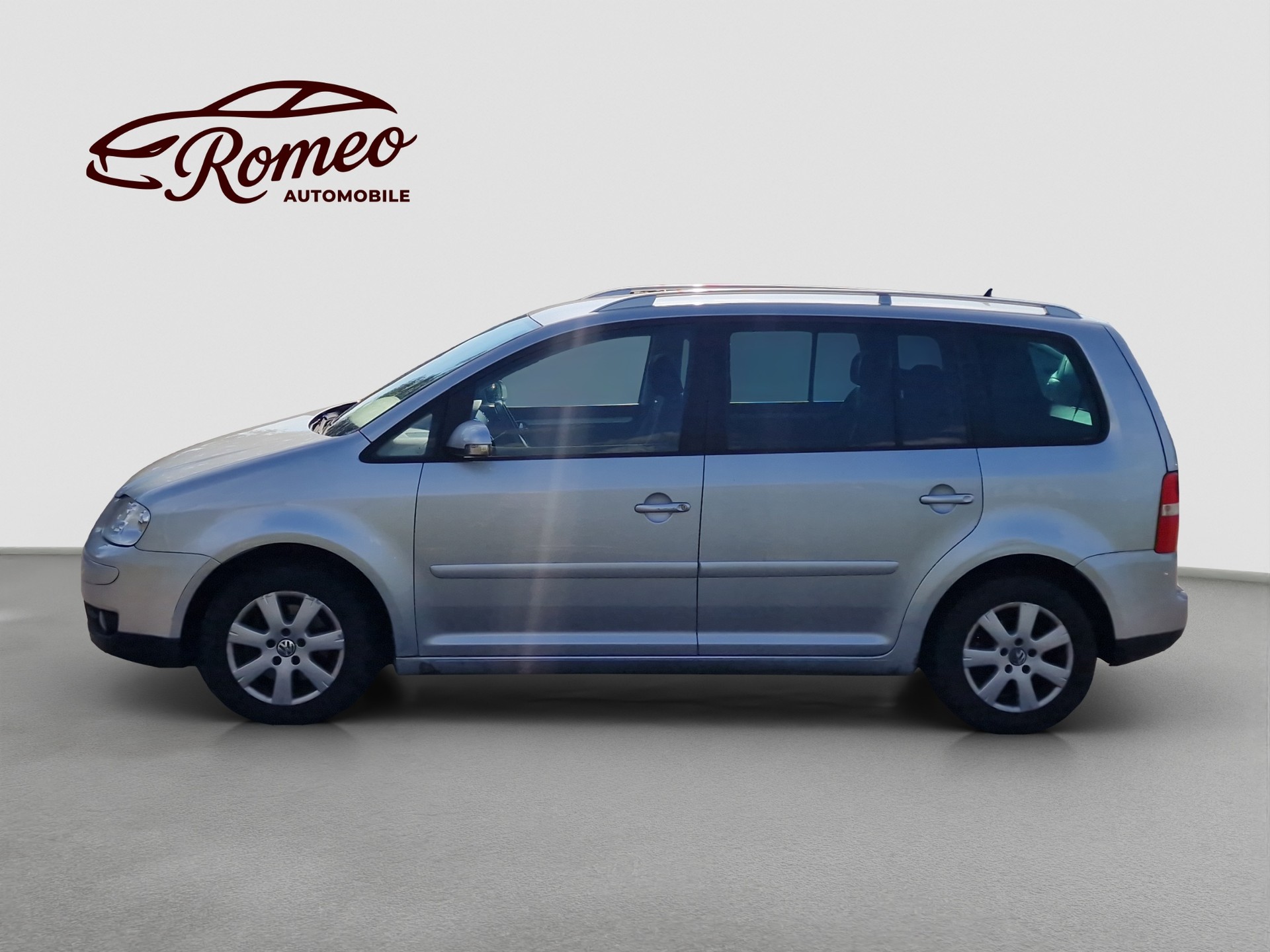 VW Touran 1.9 TDI Conceptline-image-2