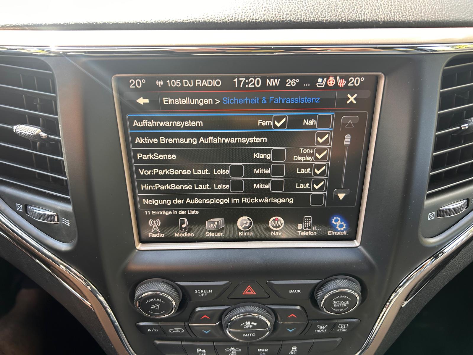 JEEP Grand Cherokee 3.0 CRD Summit Automatic-image-30