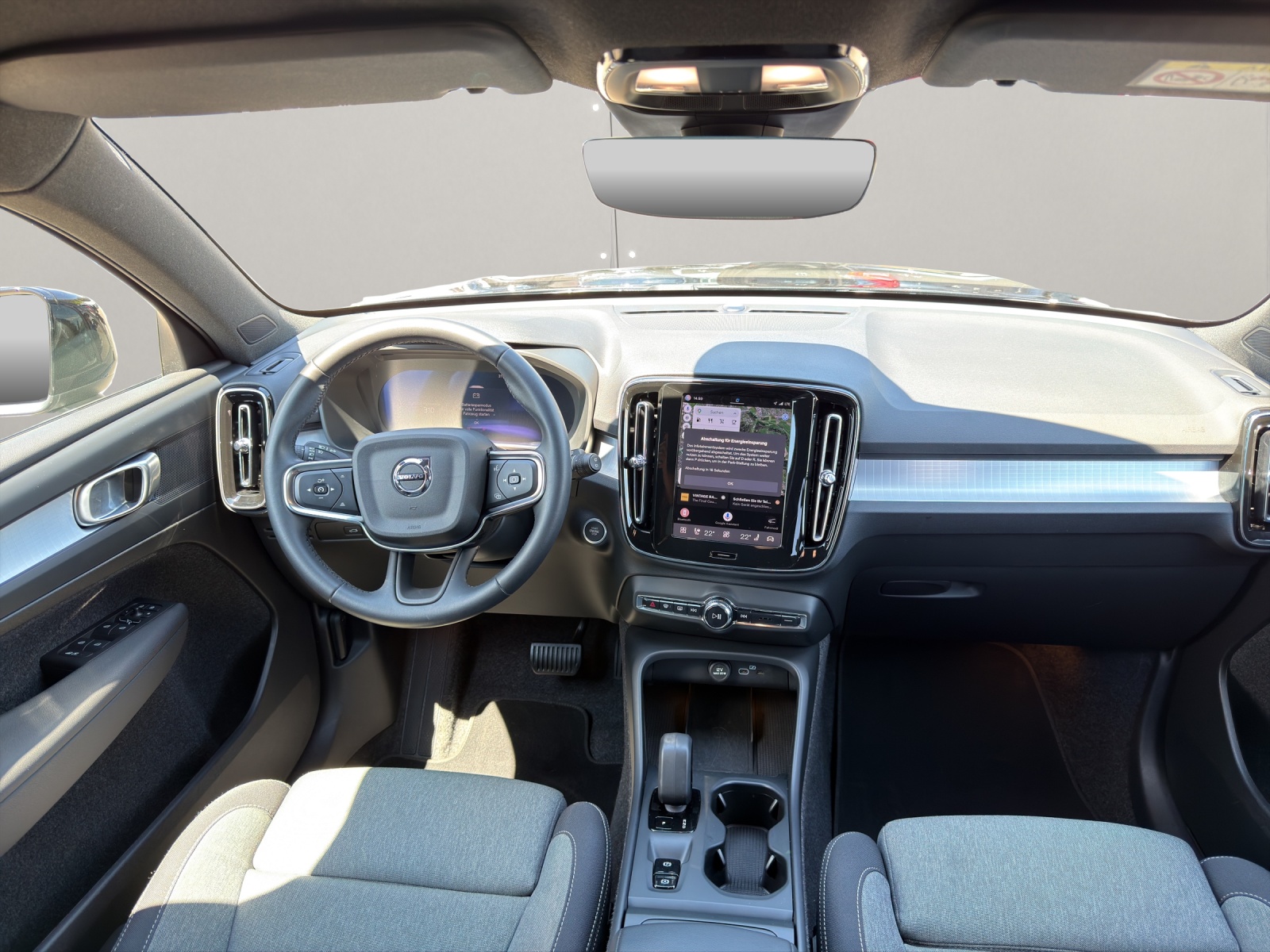 VOLVO XC40 2.0 B3 MH Core-image-12