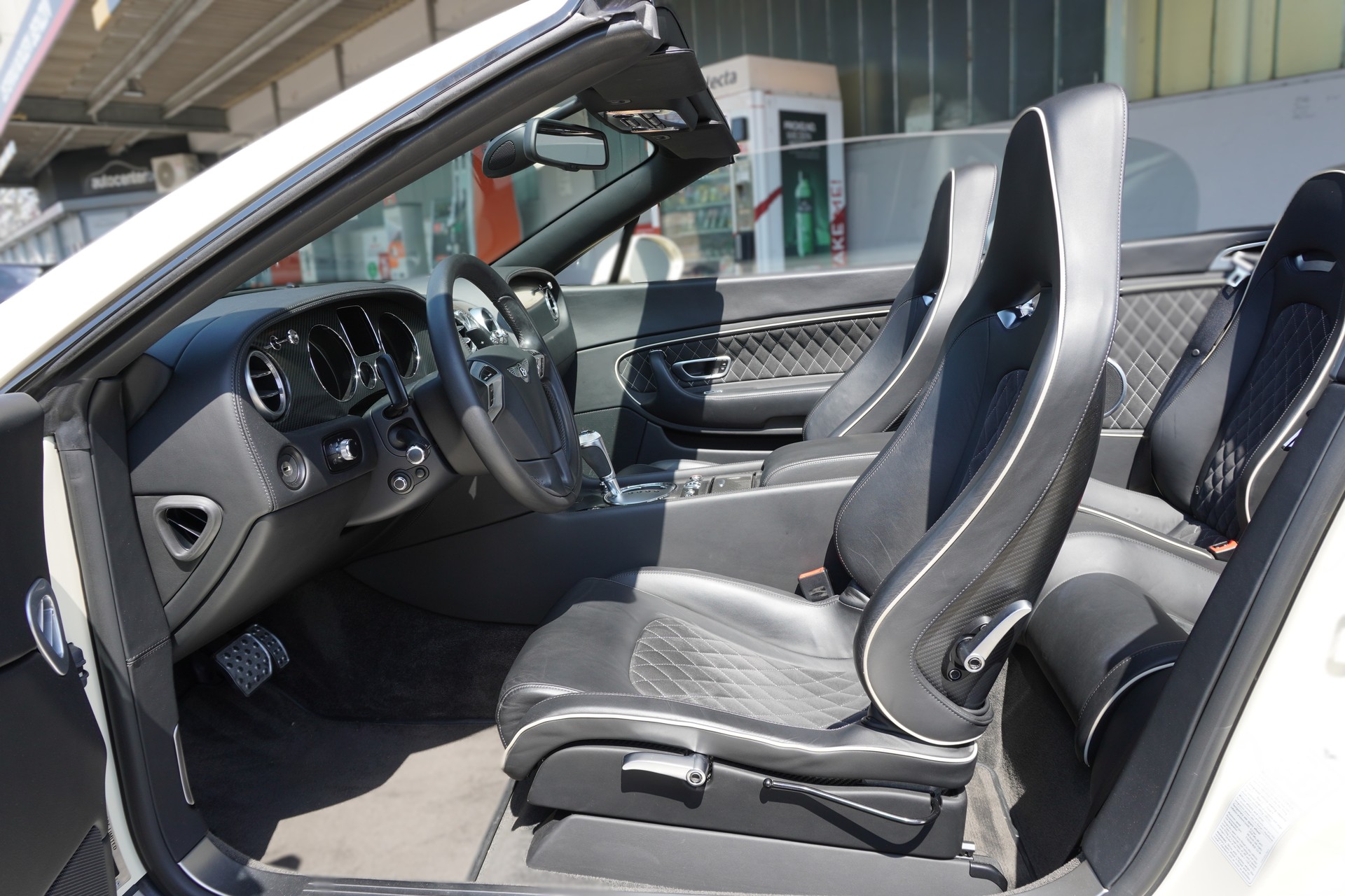 BENTLEY Continental Supersports Convertible 6.0-image-9