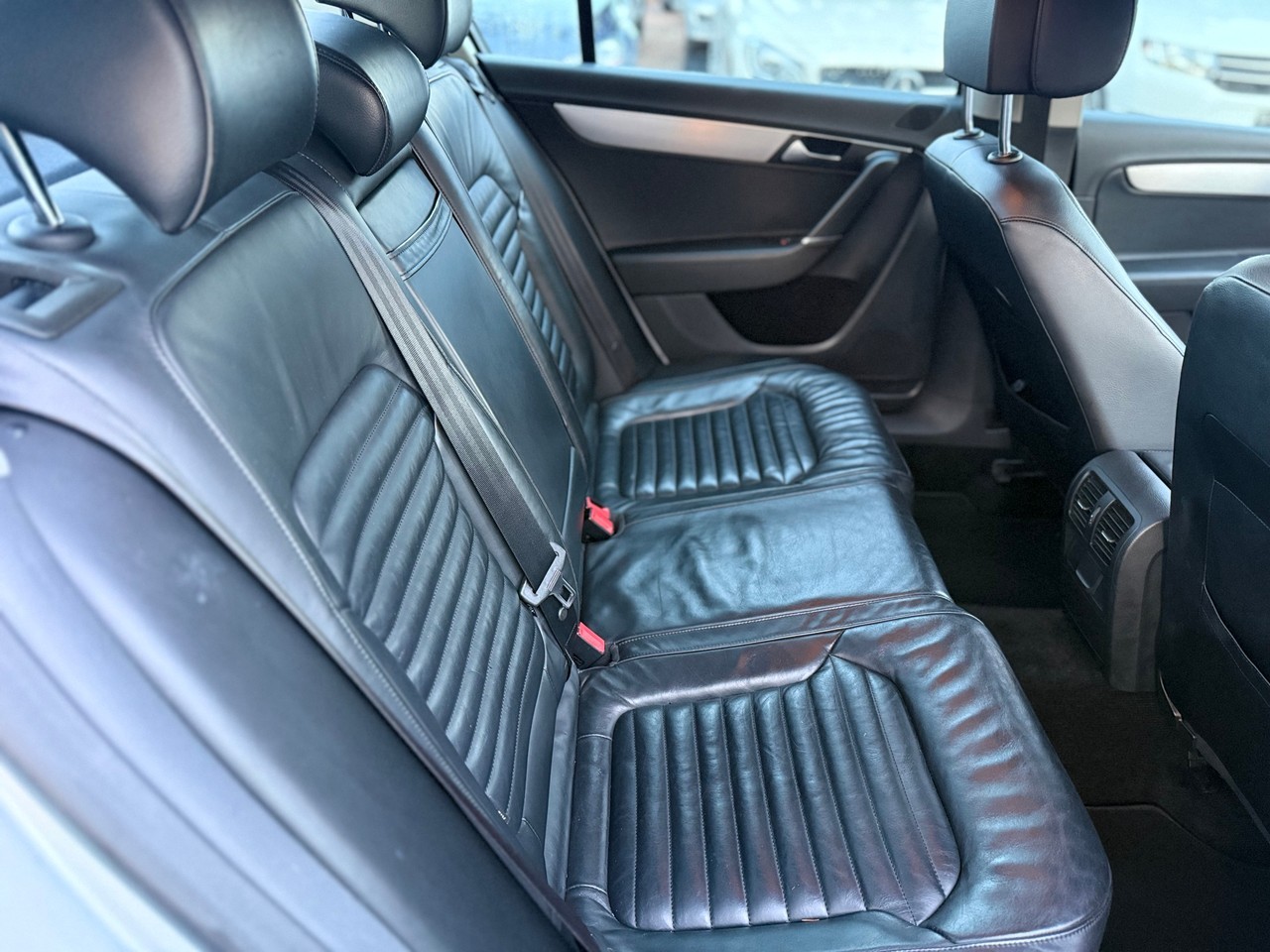 VW Passat 1.8 TSI Comfortline DSG-image-9
