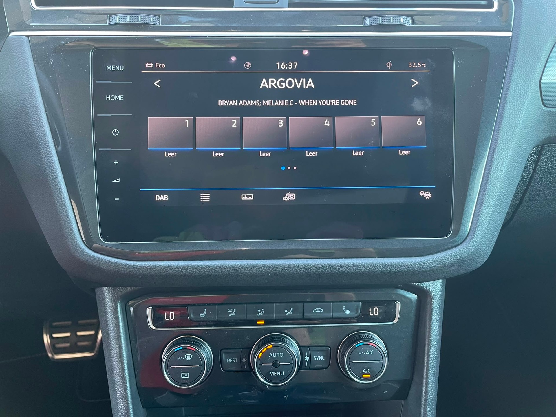 VW Tiguan 2.0TSI R-Line-image-8