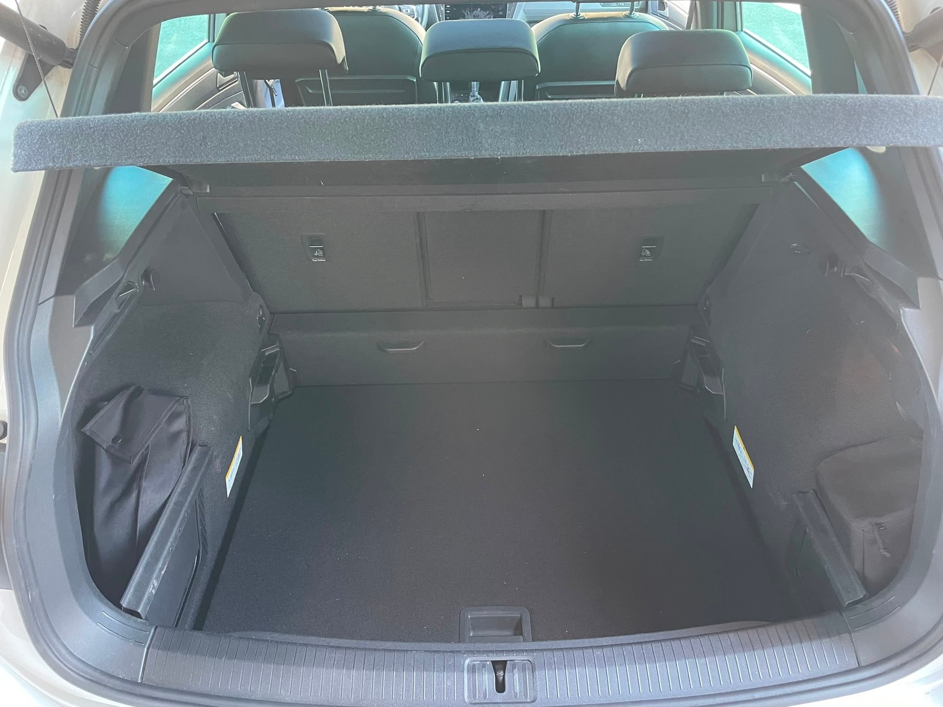 VW Tiguan 2.0TSI R-Line-image-10