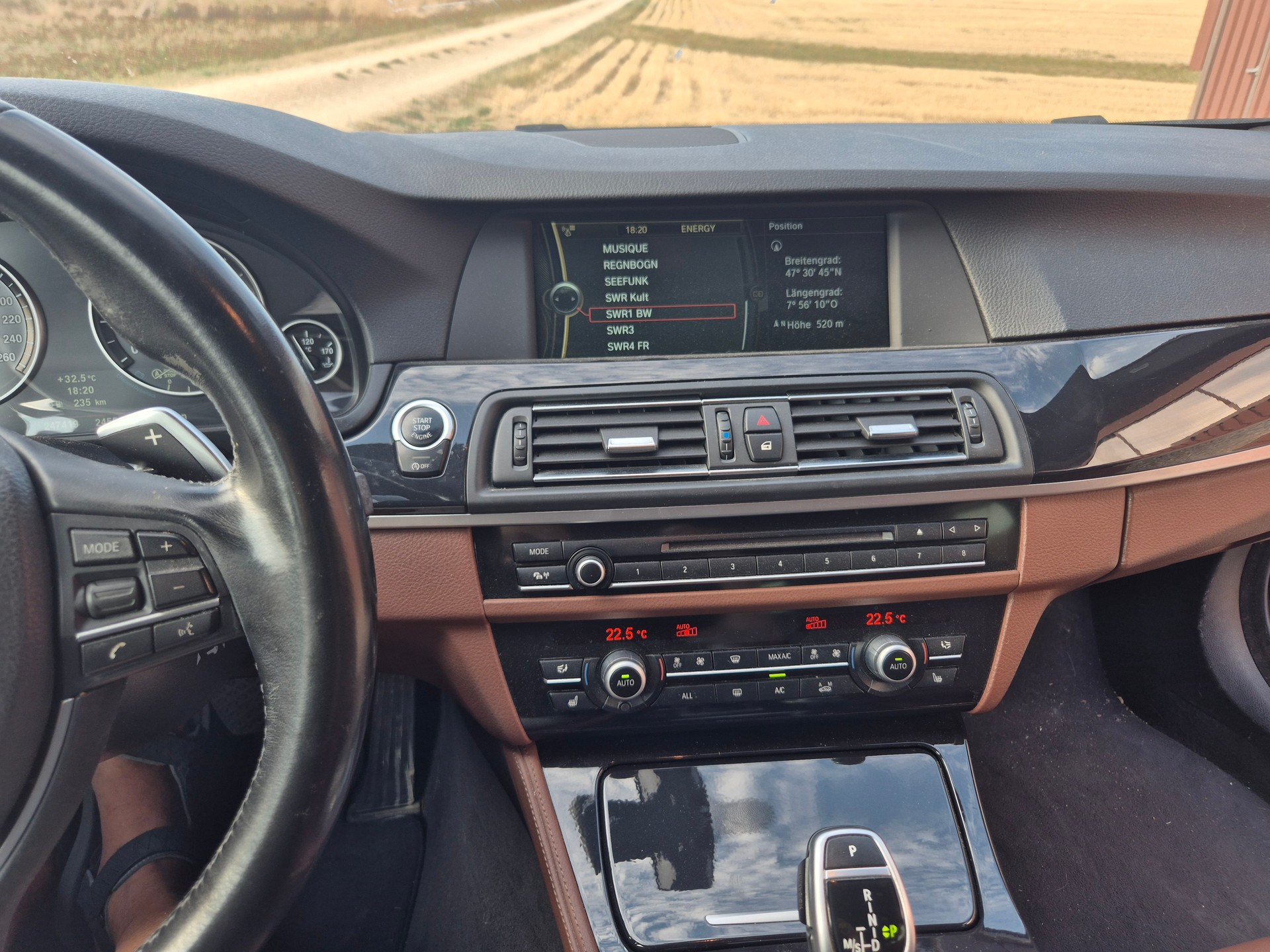 BMW 528i xDrive Touring Steptronic-image-11