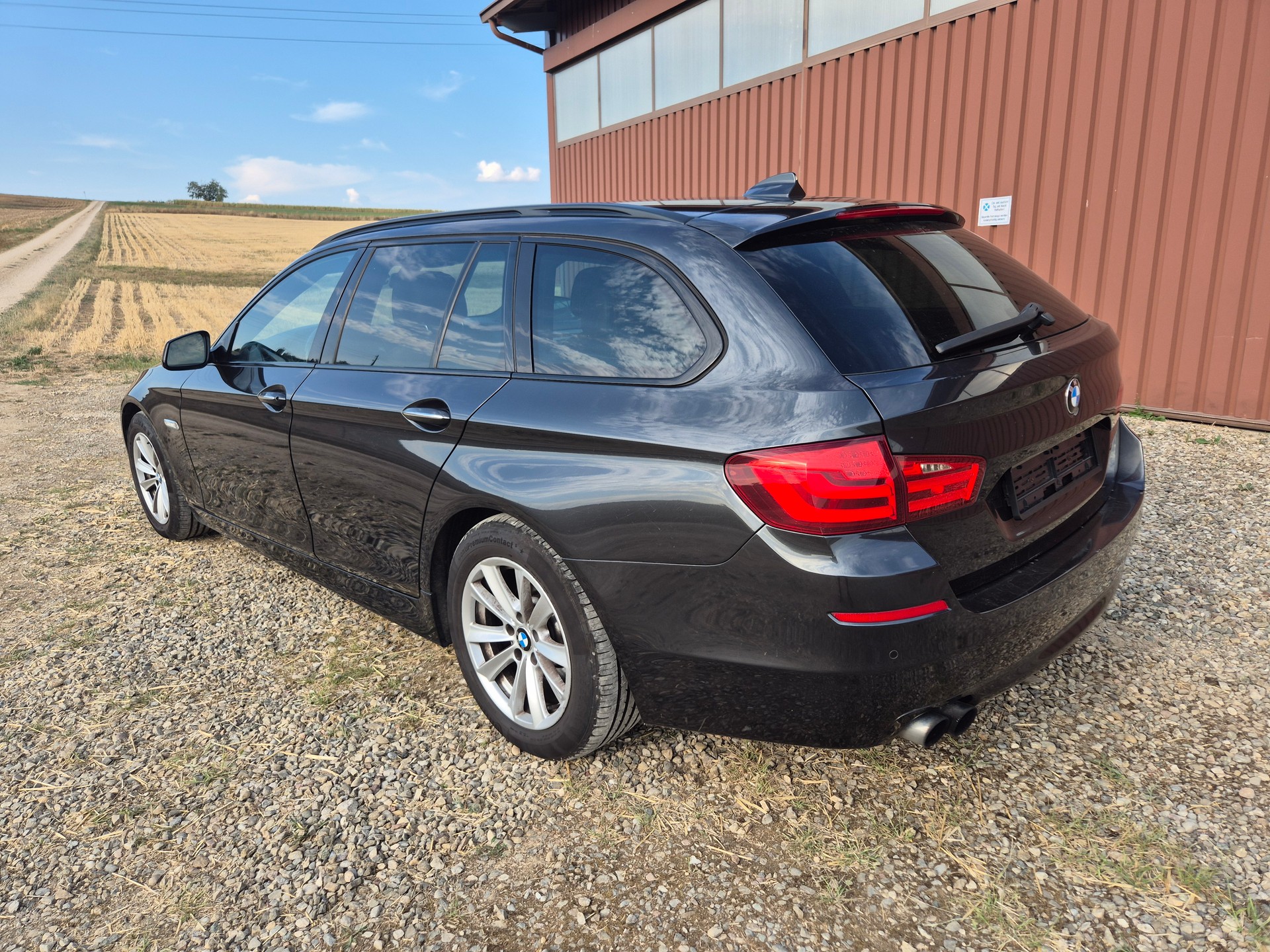 BMW 528i xDrive Touring Steptronic-image-3