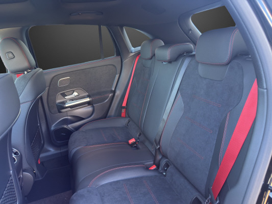 MERCEDES-BENZ GLA AMG 45 S 4M+8G-DCT-image-9