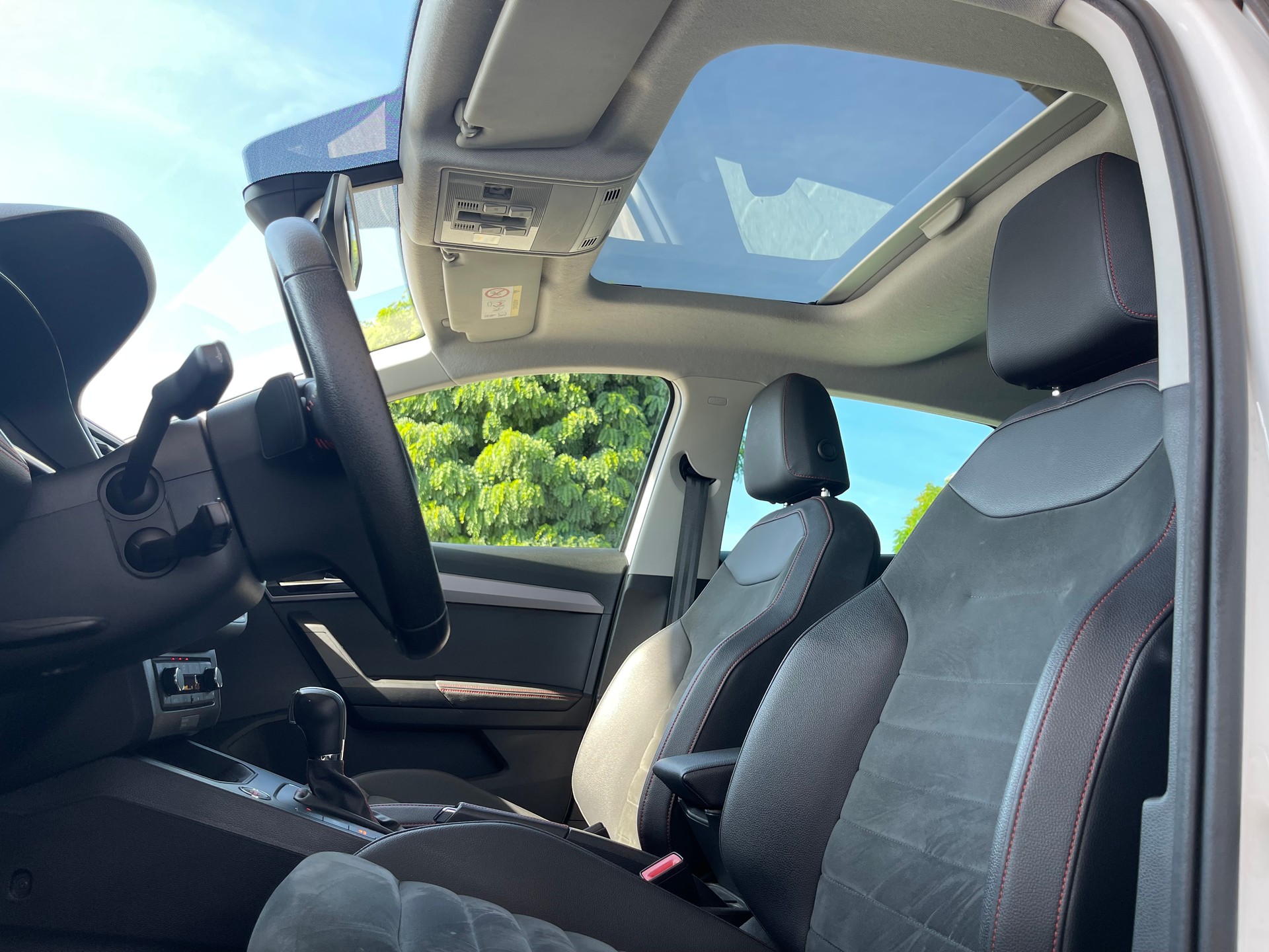 SEAT Ibiza 1.0 EcoTSI DSG Swiss FR-image-13