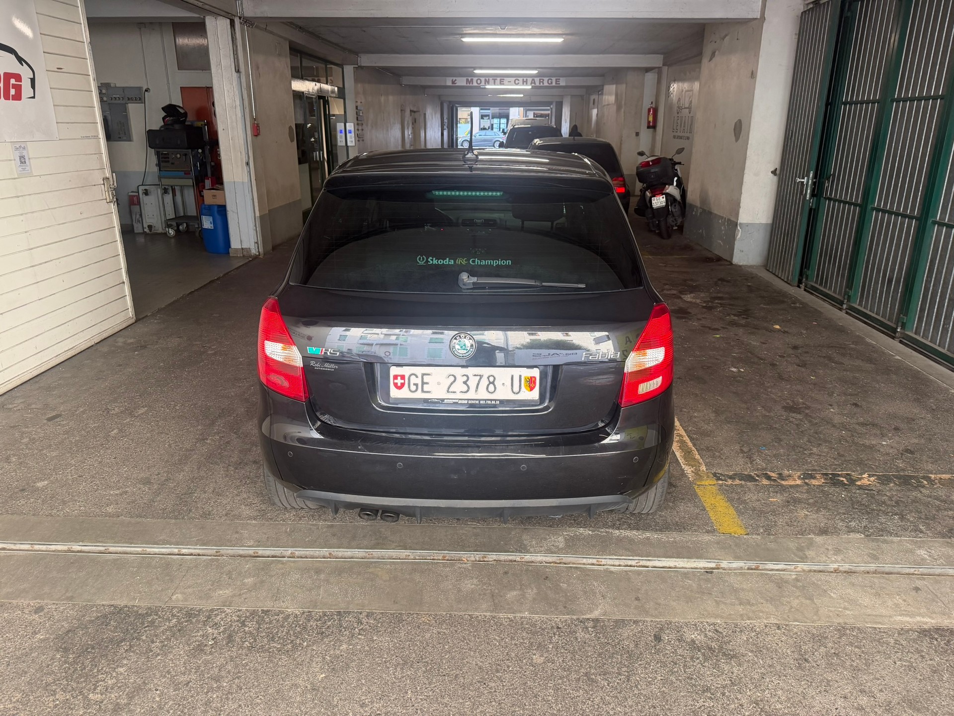 SKODA Fabia 1.4 TSI RS DSG-image-4