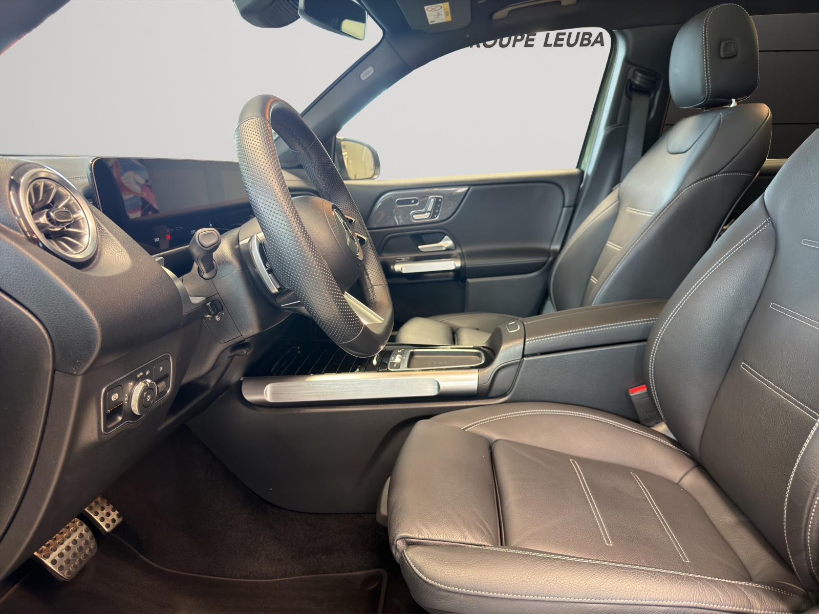 Image MERCEDES-BENZ GLB-220 GLB 220 d 4Matic 8G-Tronic