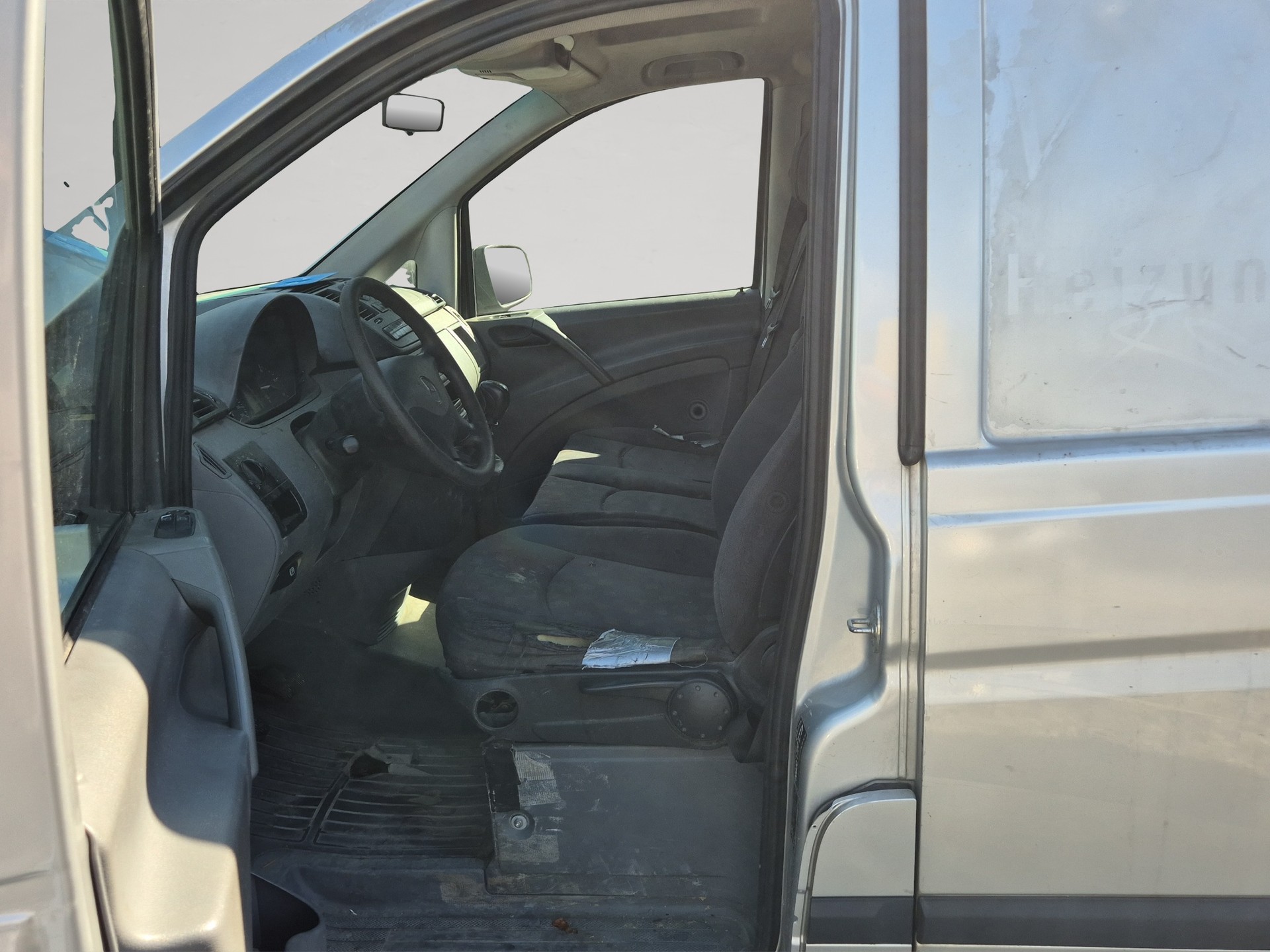 MERCEDES-BENZ Vito 111 CDI-image-9