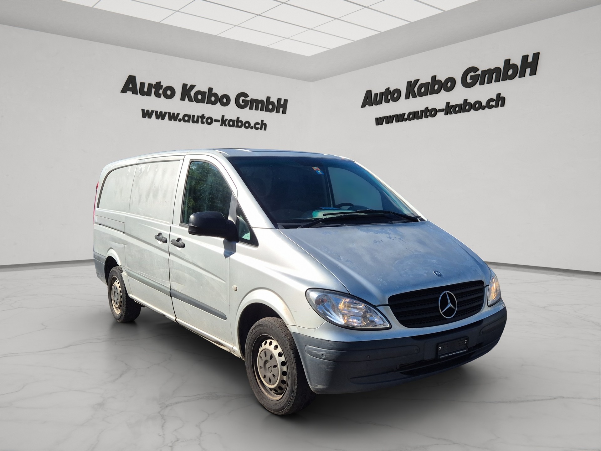 MERCEDES-BENZ Vito 111 CDI-image-2