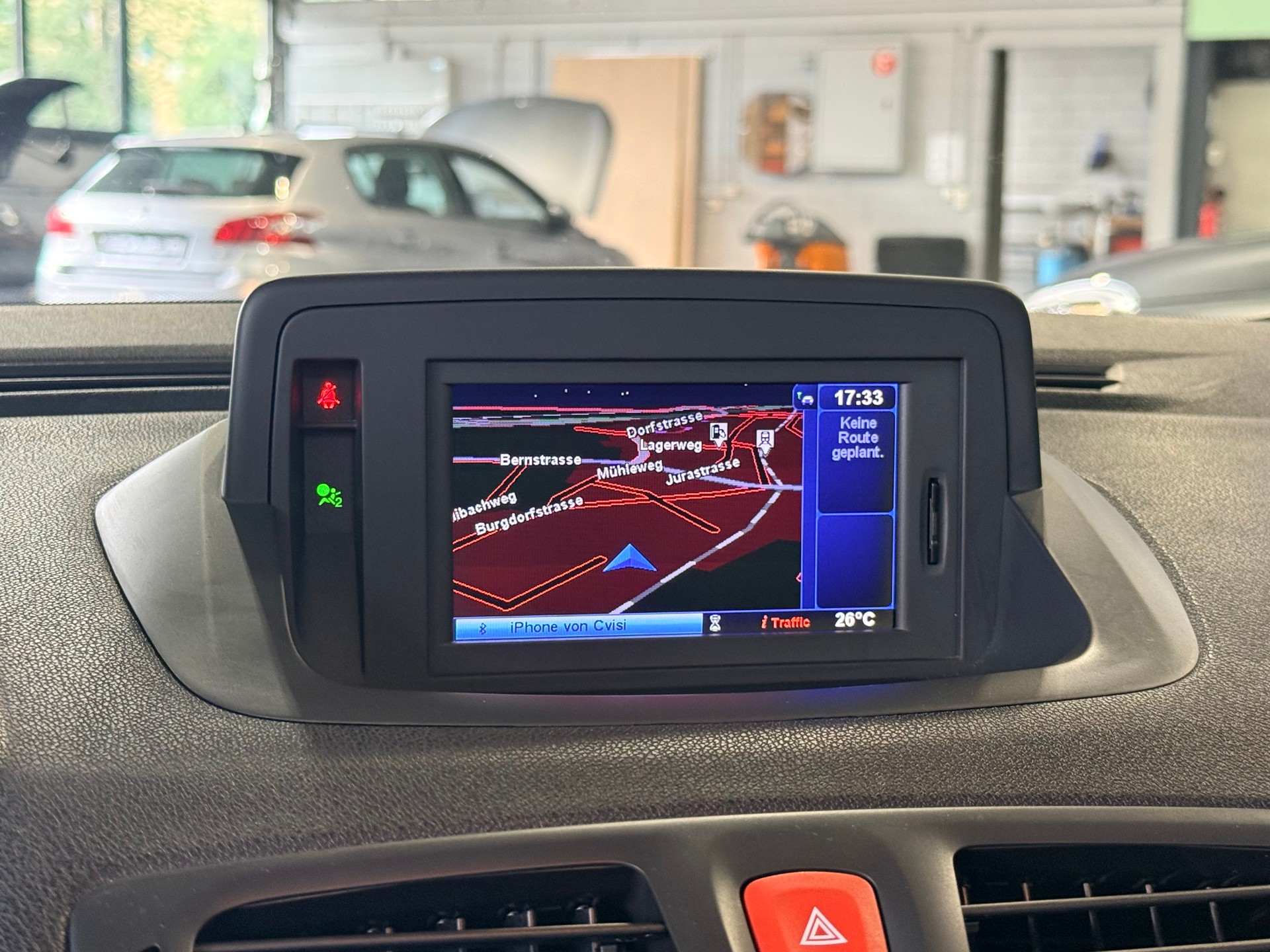 RENAULT Mégane CC 2.0 16V Dynamique CVT-image-15