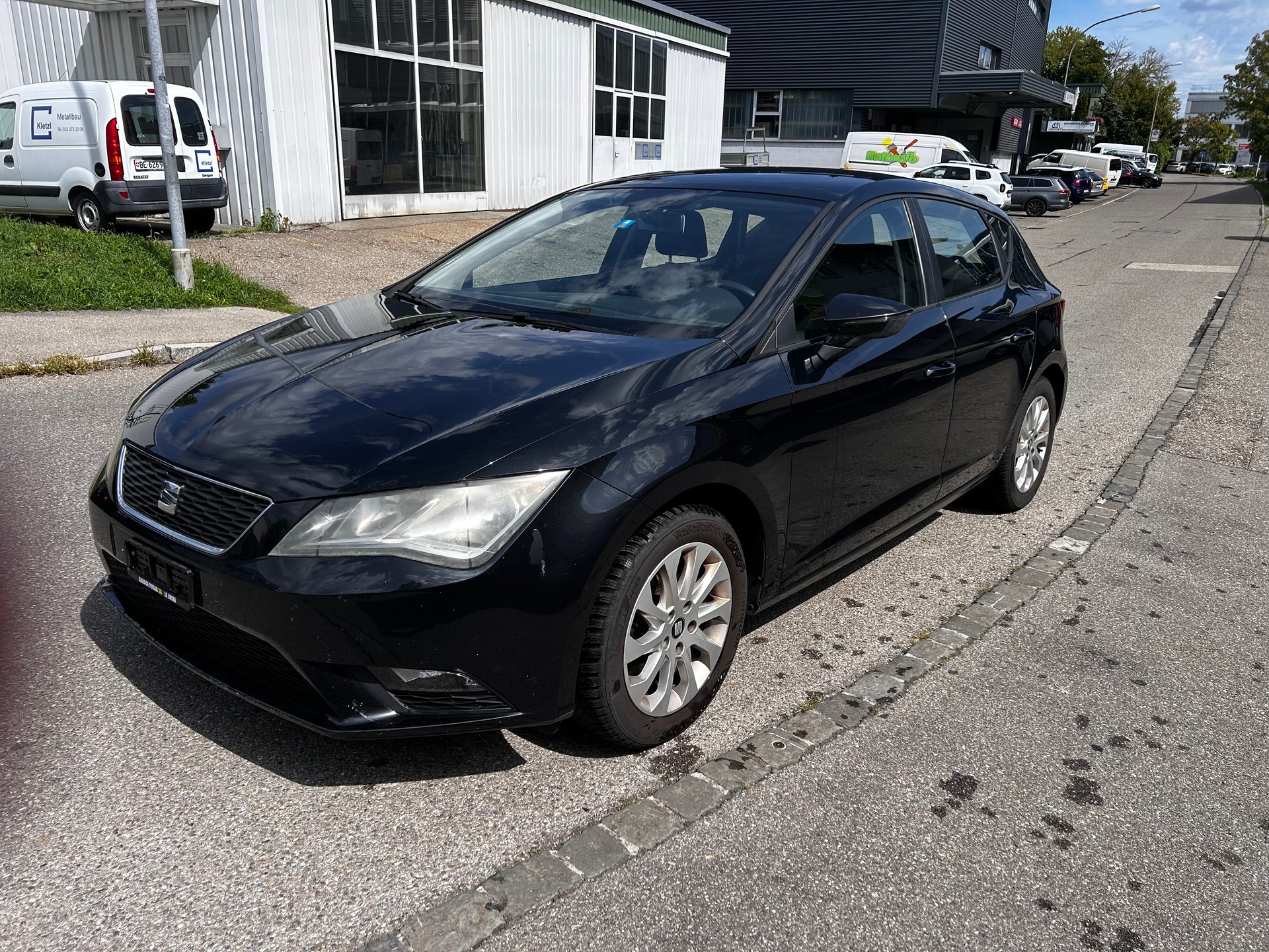 SEAT LEON-image-1