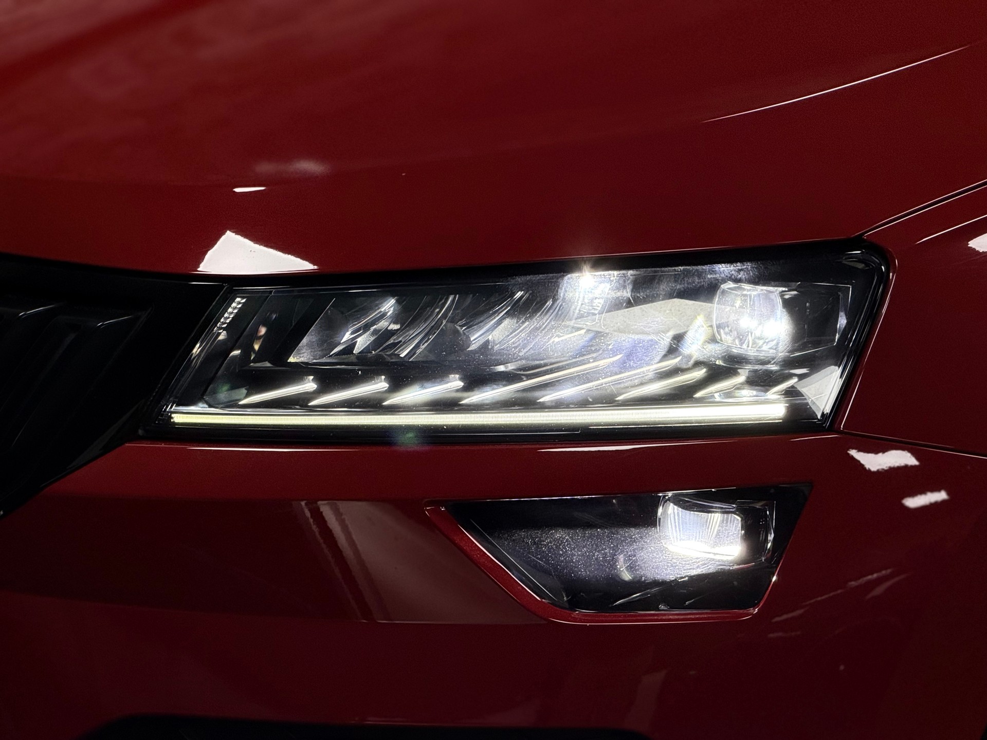SKODA Karoq 2.0 TSI SportLine 4x4 DSG-image-6
