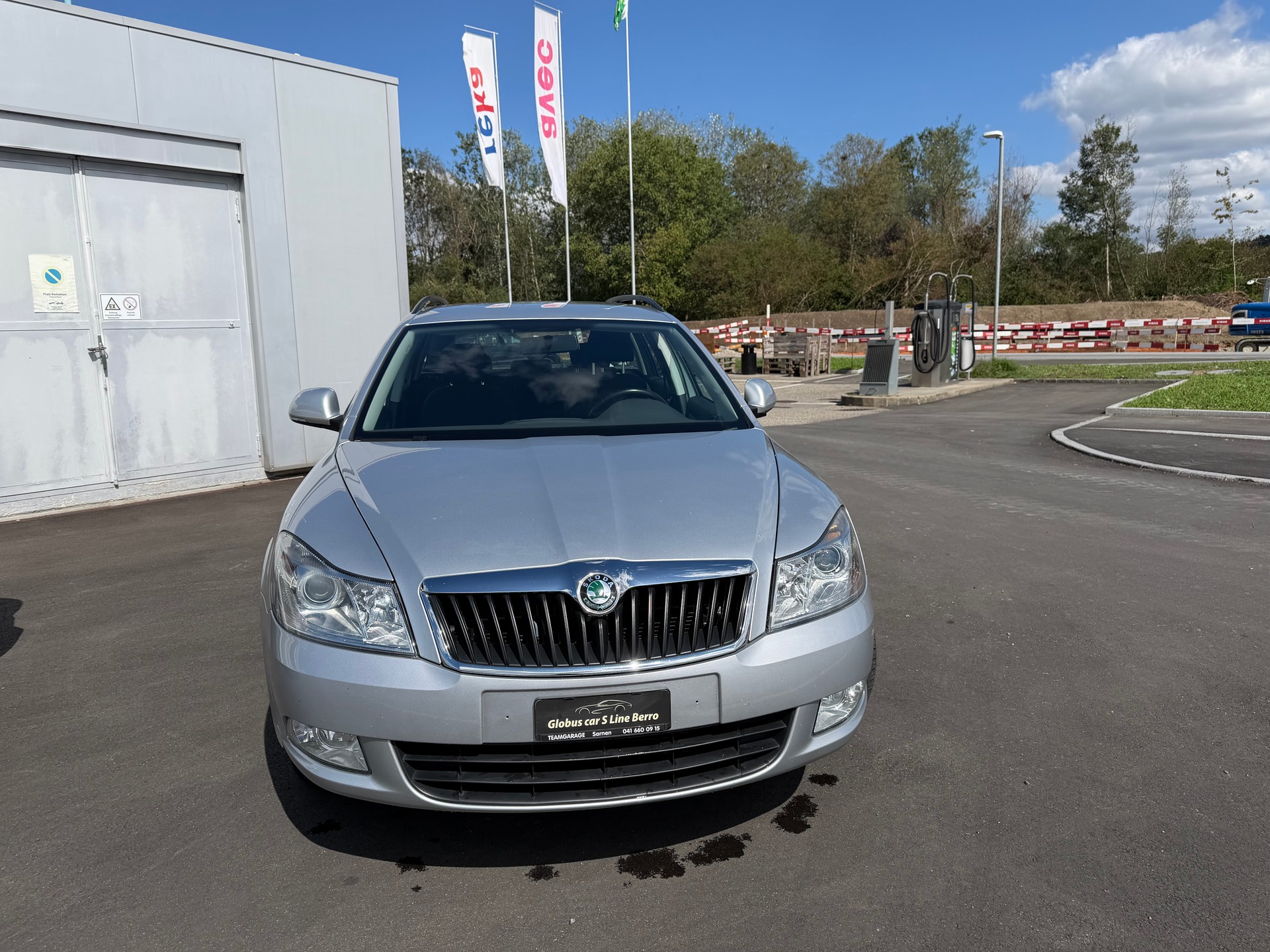 SKODA Octavia Combi 1.8 TSI Swiss Adventure 4x4-image-0