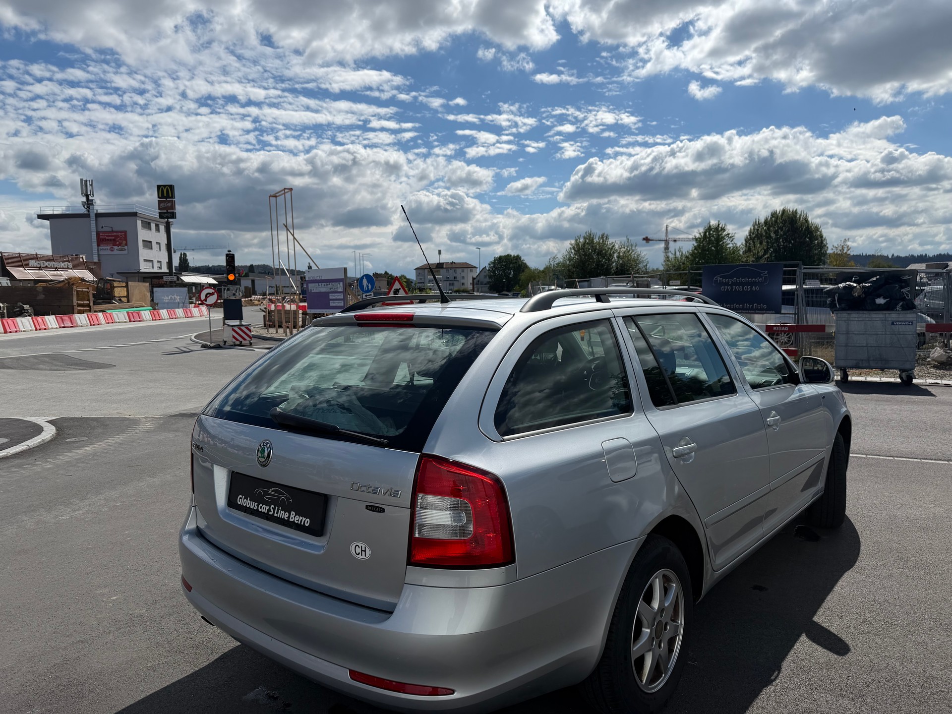SKODA Octavia Combi 1.8 TSI Swiss Adventure 4x4-image-4
