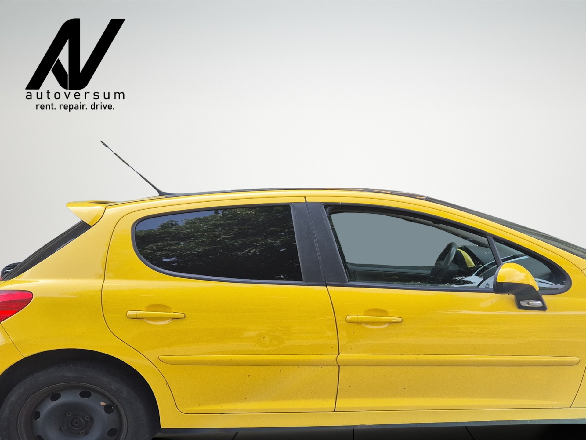 PEUGEOT 207 1.6 16V Turbo Sport-image-5