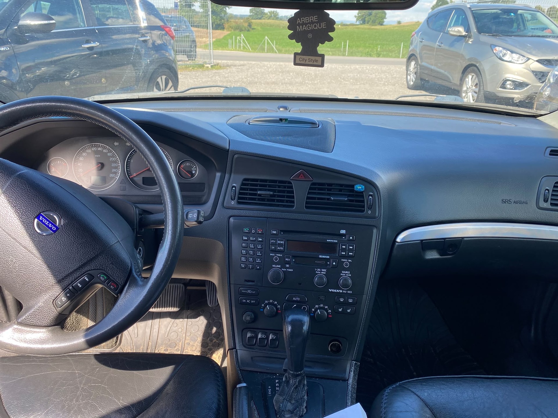 VOLVO XC70 D5 AWD Geartronic-image-7