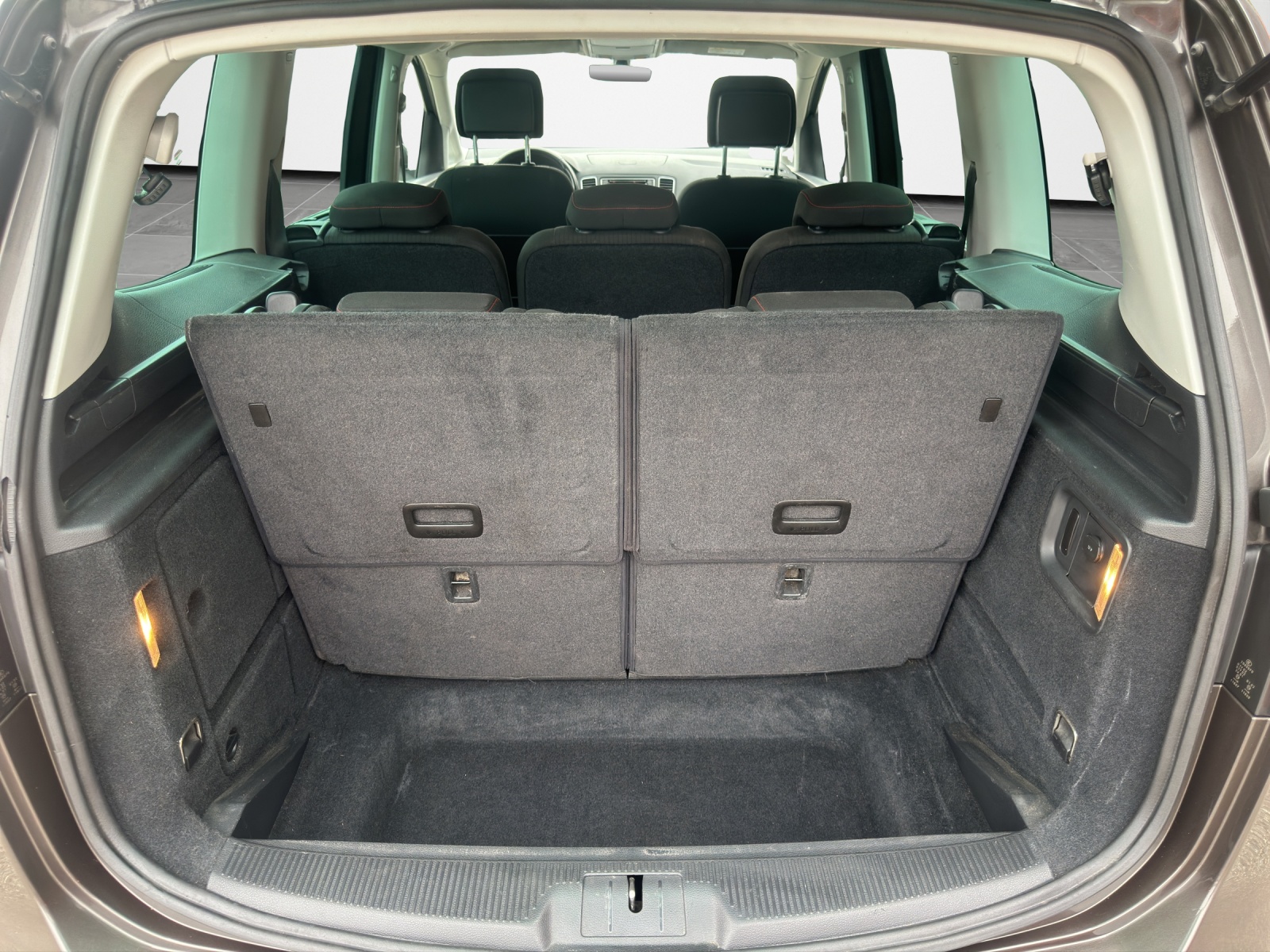 VW Sharan 1.4 TSI BlMT Sound DSG *Anhängerkupplung / 7 Plätzer*-image-15
