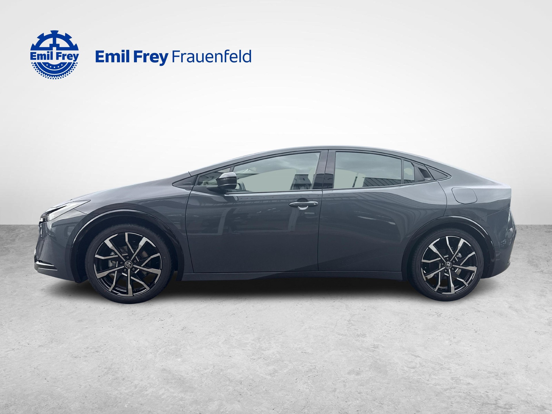 TOYOTA Prius 2.0 Plug-In-Hybrid Style-image-1