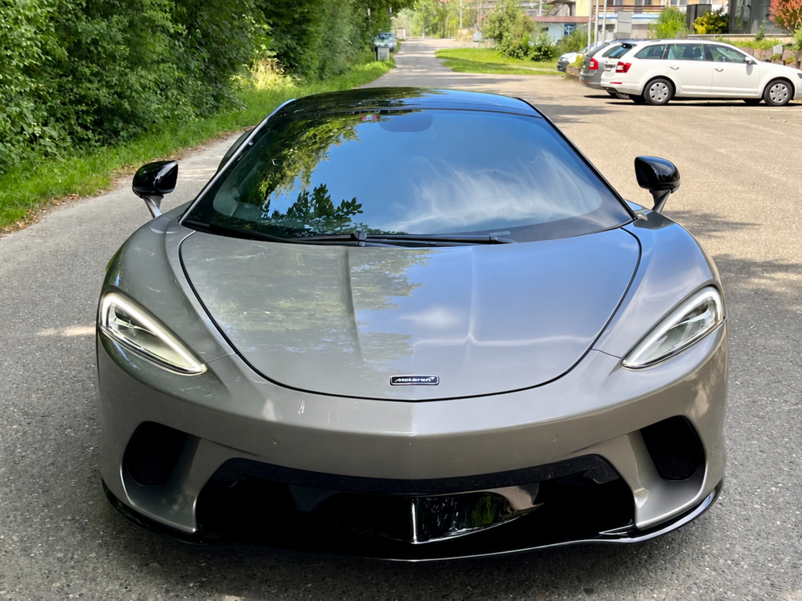 McLAREN GT Luxe-image-0