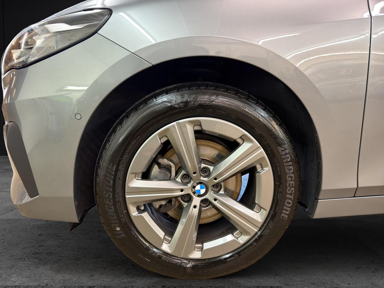BMW 2er Reihe Active Tourer 218d-image-8