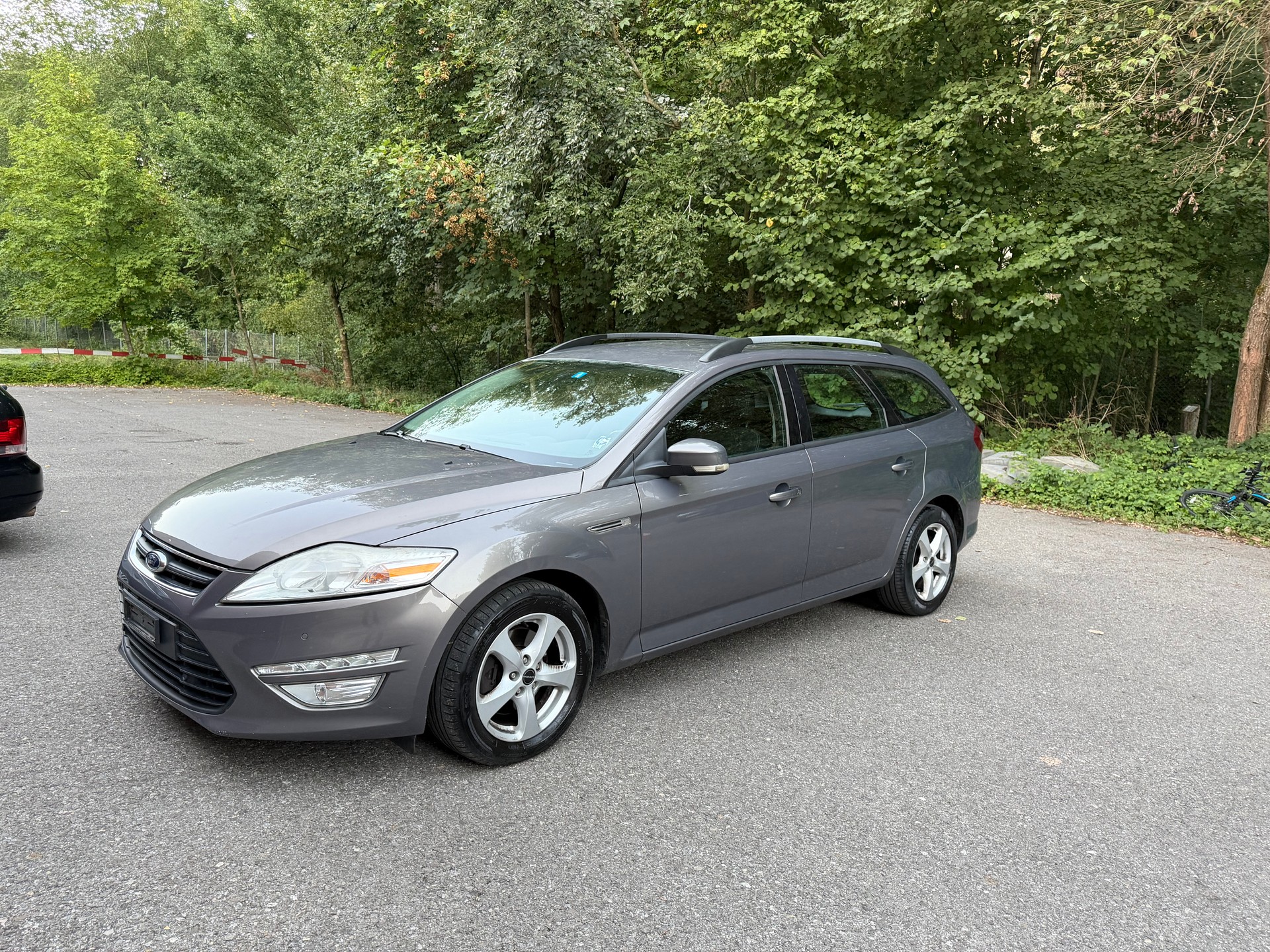FORD Mondeo 1.6 EcoBoost SCTi Titanium-image-8