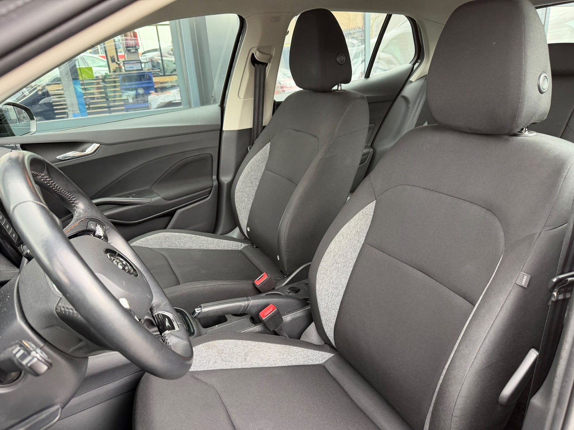 SKODA Fabia 1.0 MPI Active-image-7