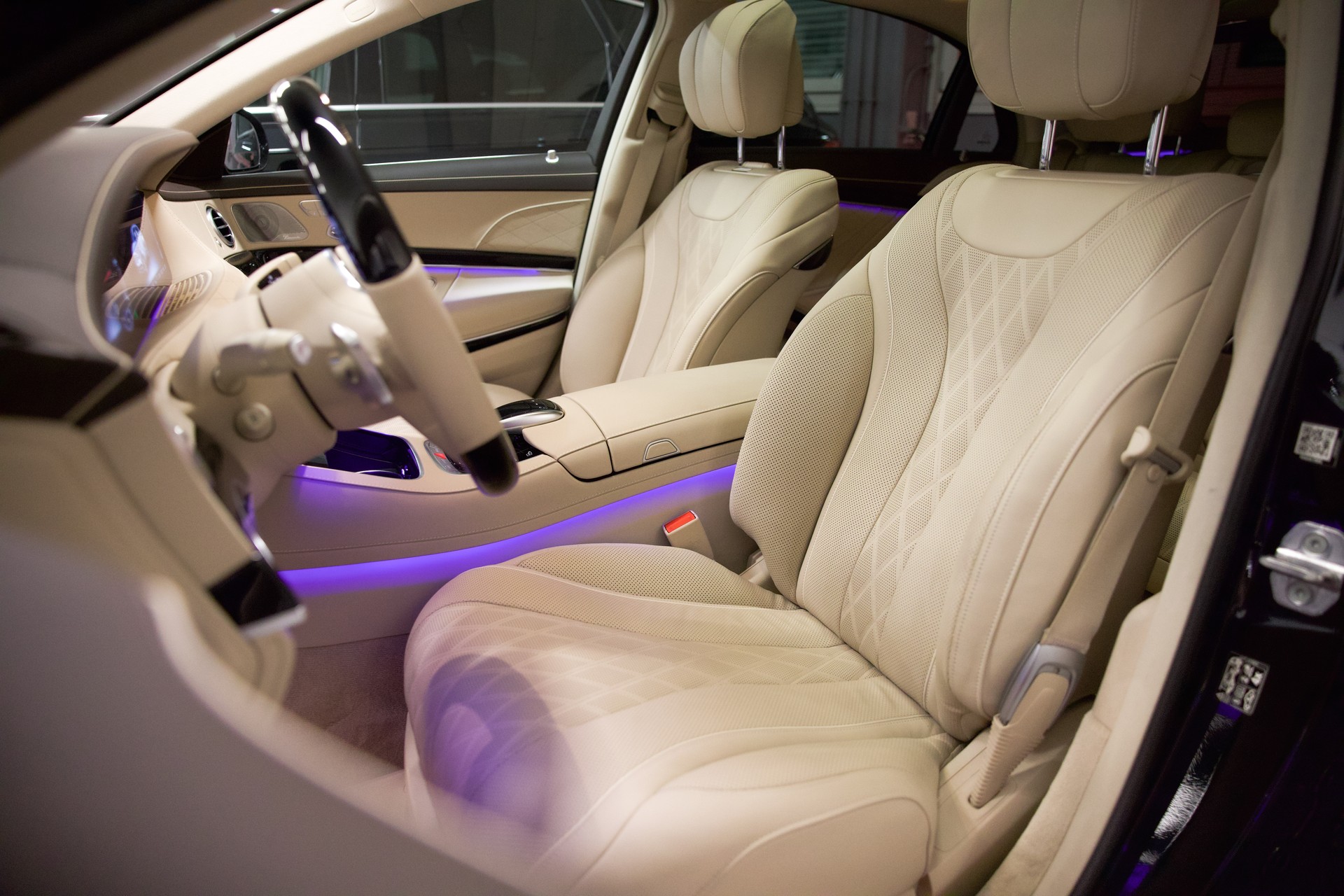 MERCEDES-BENZ S 350 d AMG Line 4matic lang-image-19