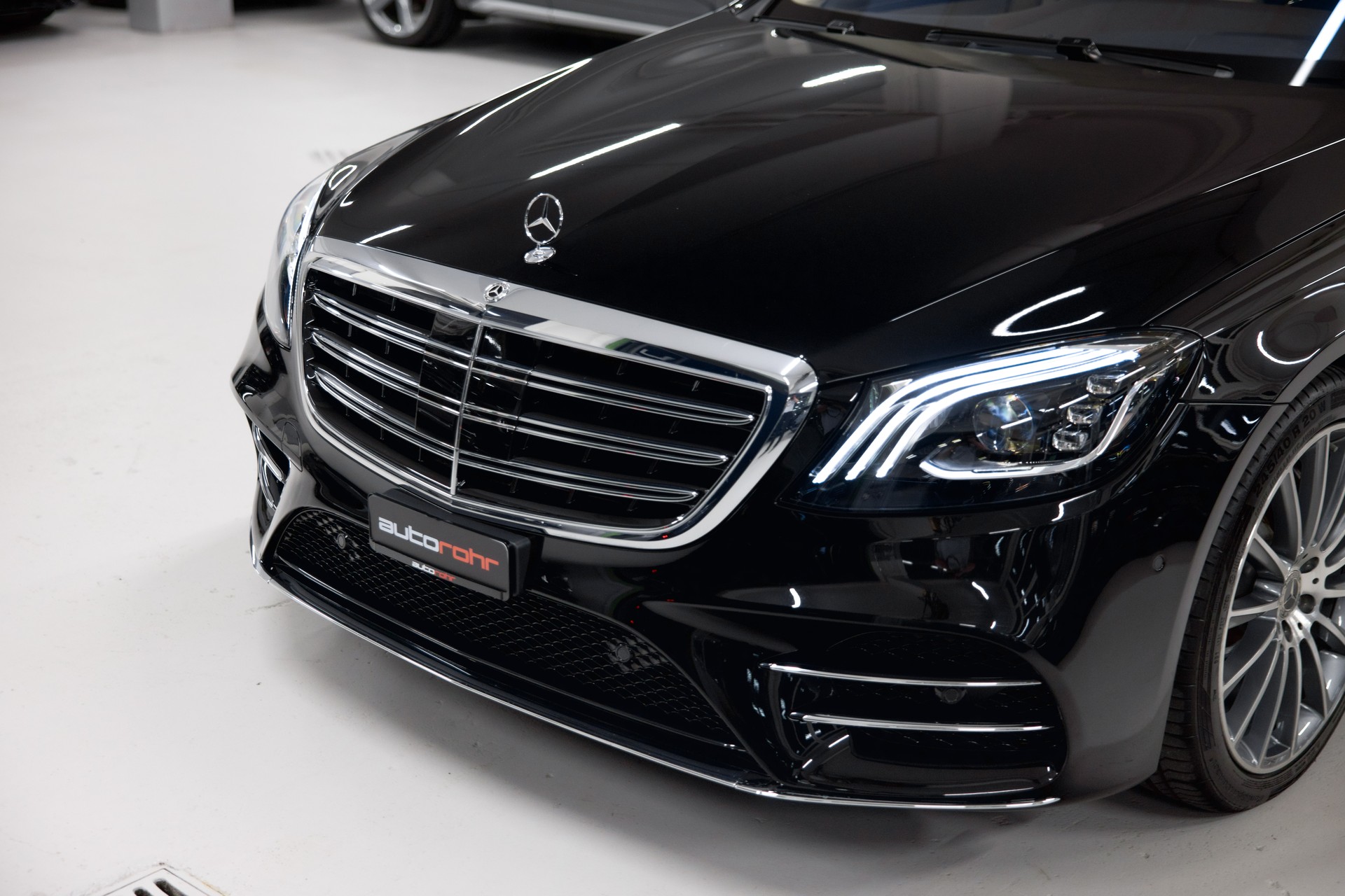 MERCEDES-BENZ S 350 d AMG Line 4matic lang-image-9