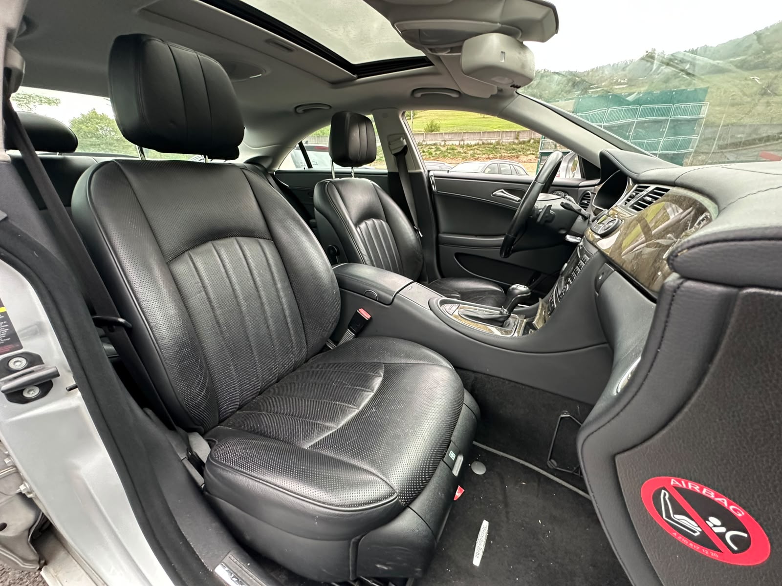 MERCEDES-BENZ CLS 350 CGI 7G-Tronic-image-16