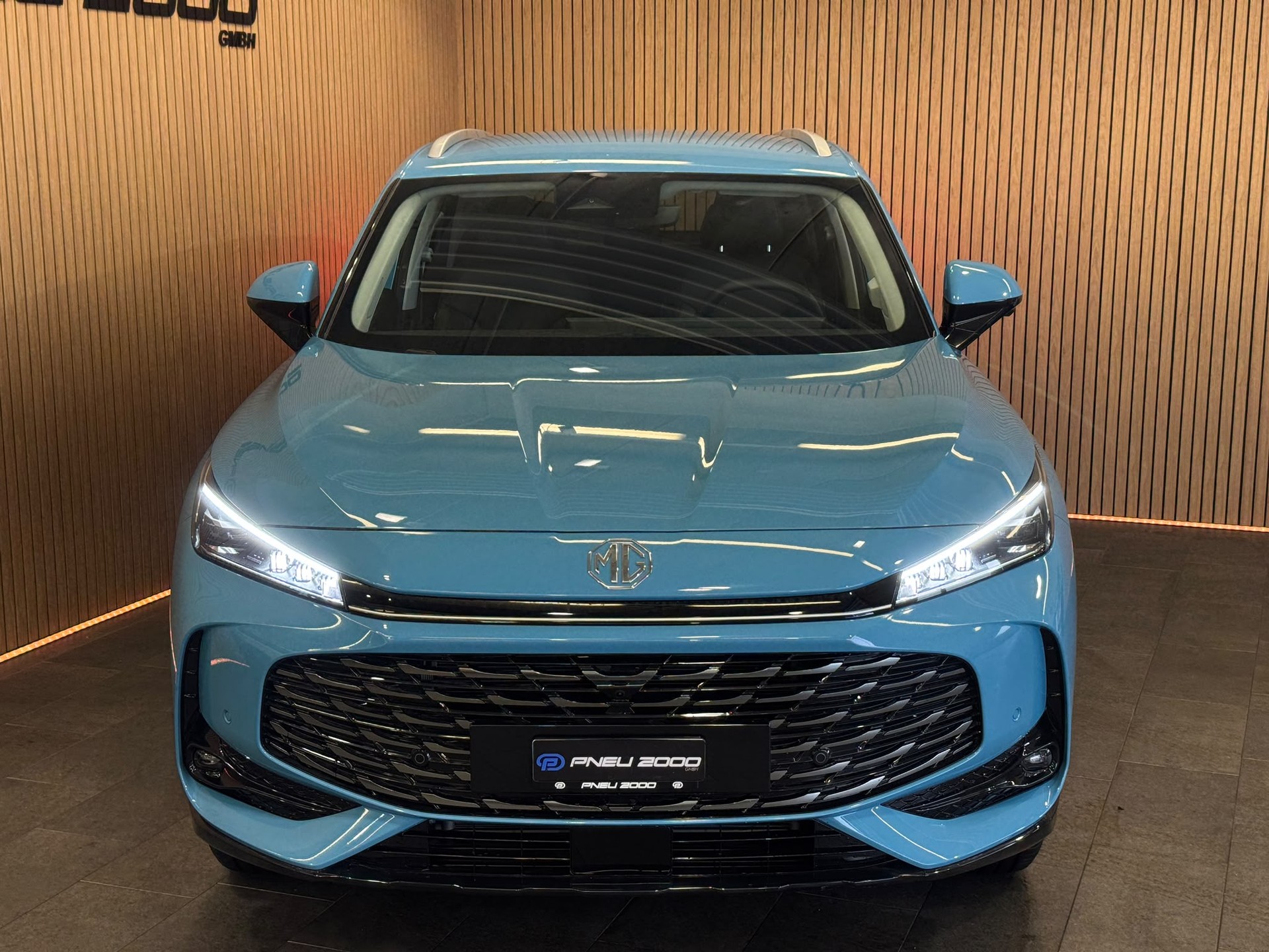 MG HS 1.5 T PHEV Luxury-image-2