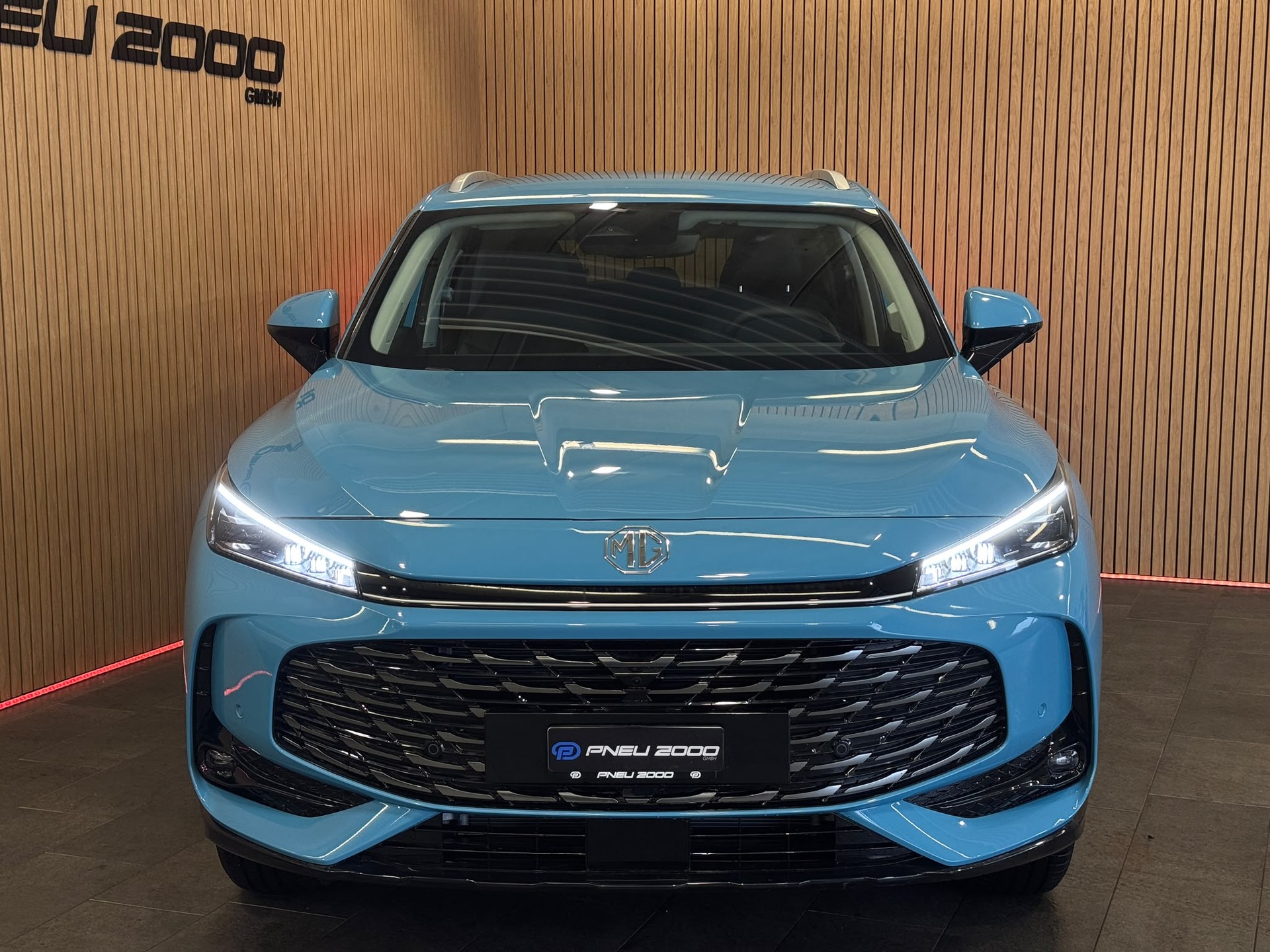 MG HS 1.5 T PHEV Luxury-image-1