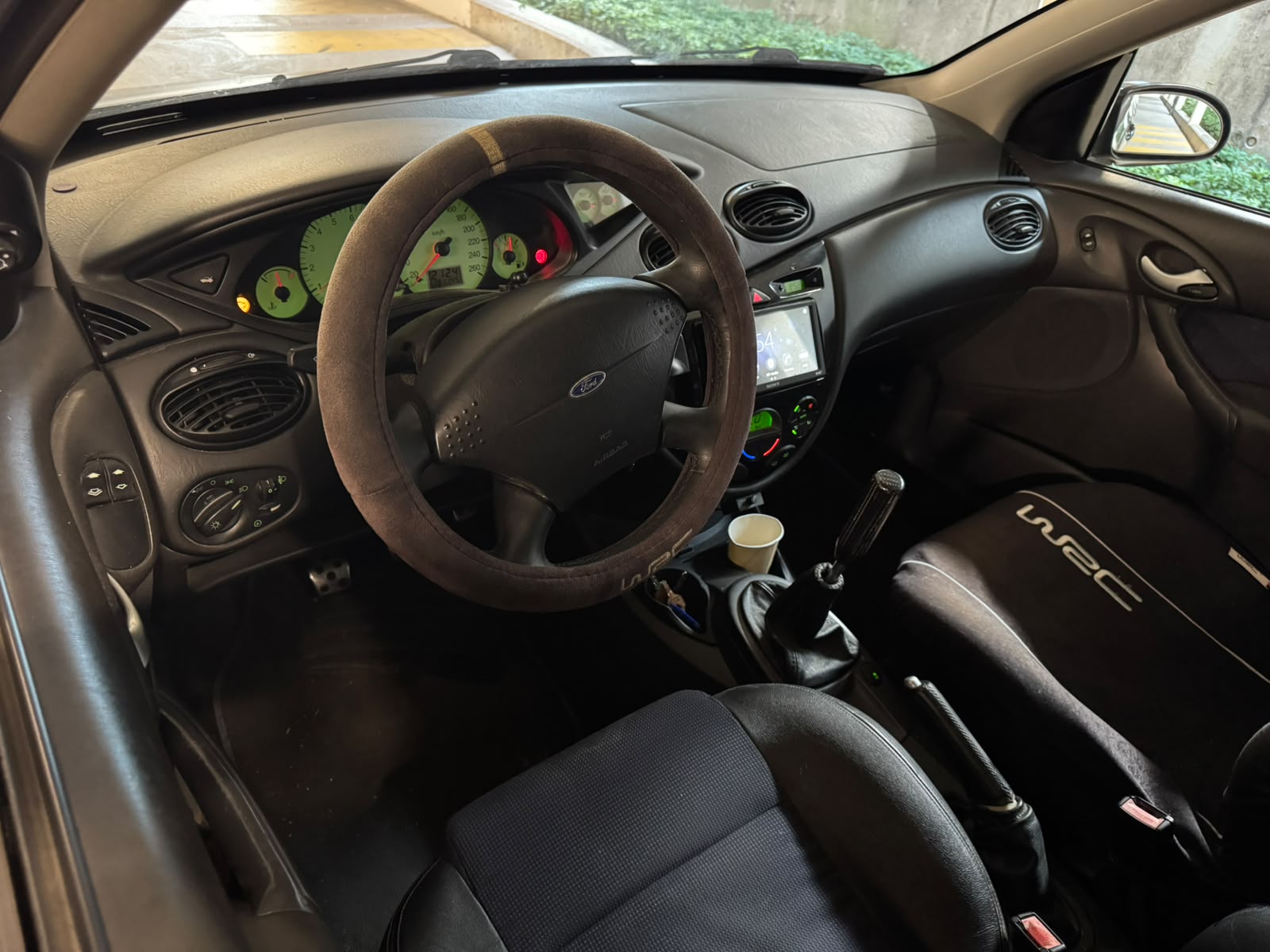 FORD Focus 2.0i 16V ST170-image-8