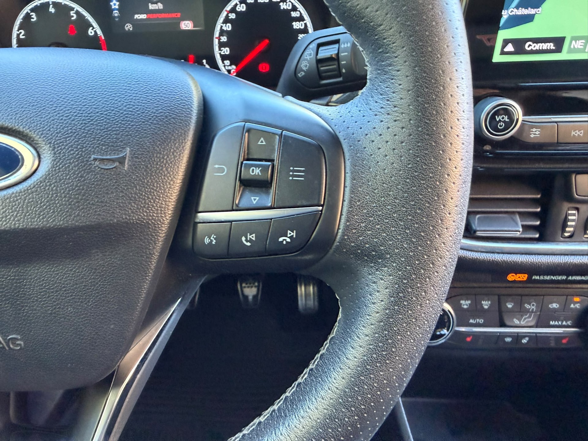 FORD Fiesta 1.5 SCTi ST - Pack Peformance - Toit ouvrant - Recaro-image-16