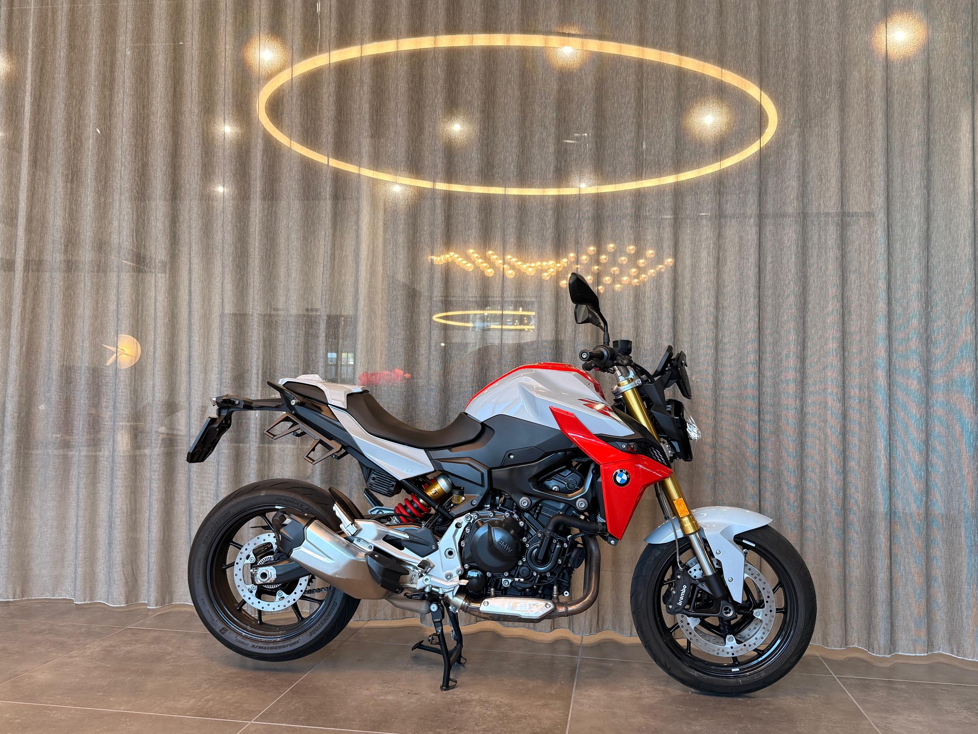 BMW F 900 R ABS