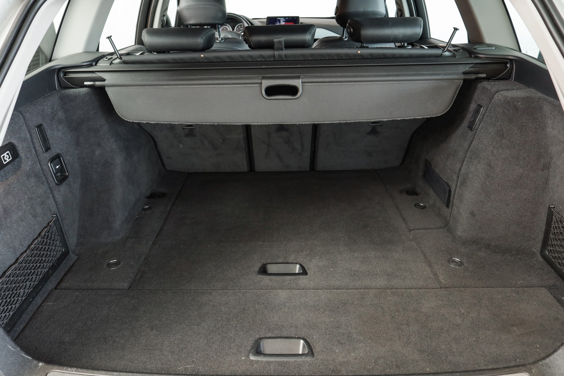 BMW 330d xDrive Touring Sport Line Steptronic • Pack Swiss Premium-image-22
