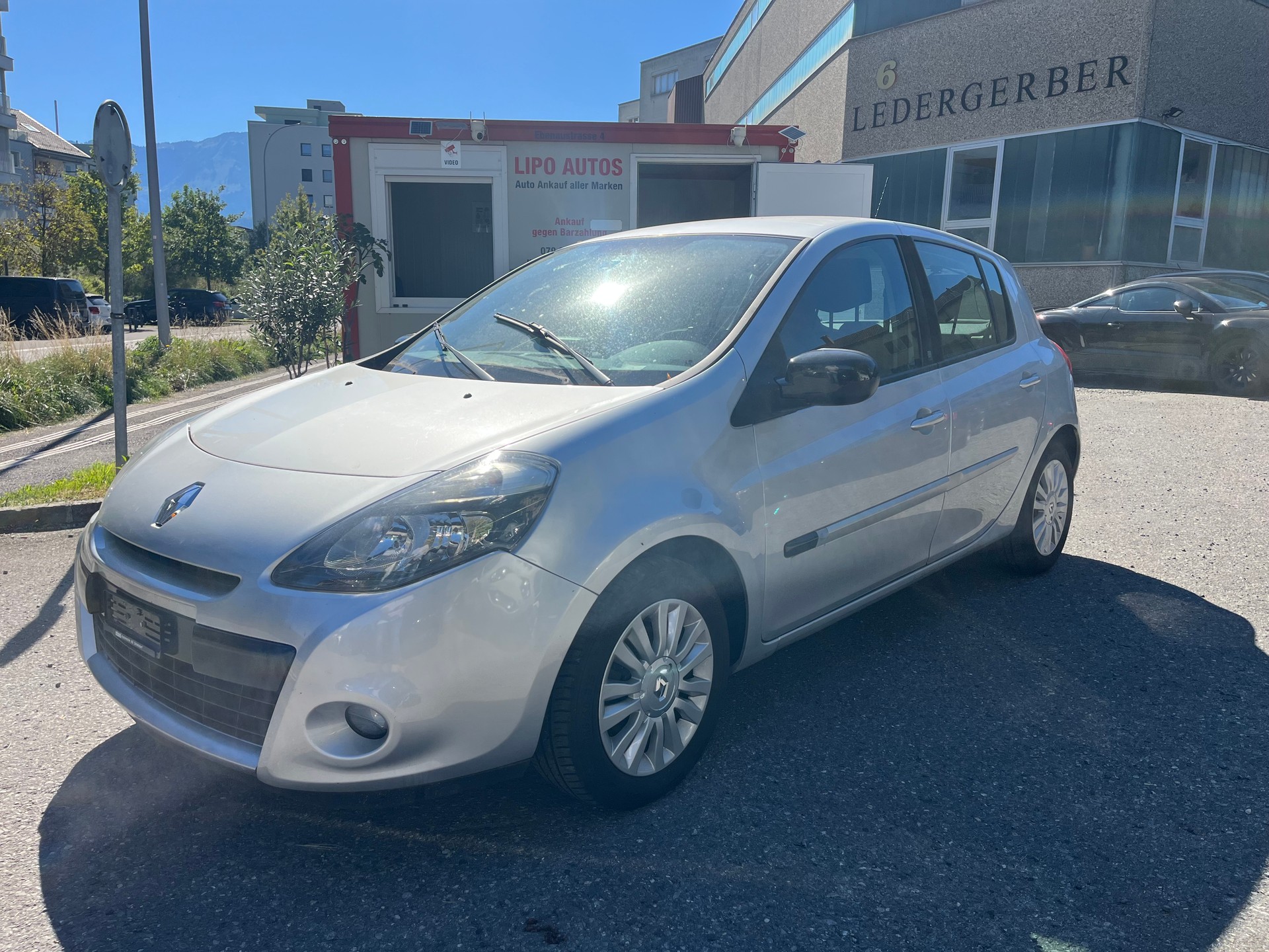 RENAULT Clio 1.2 16V Turbo Exception-image-1