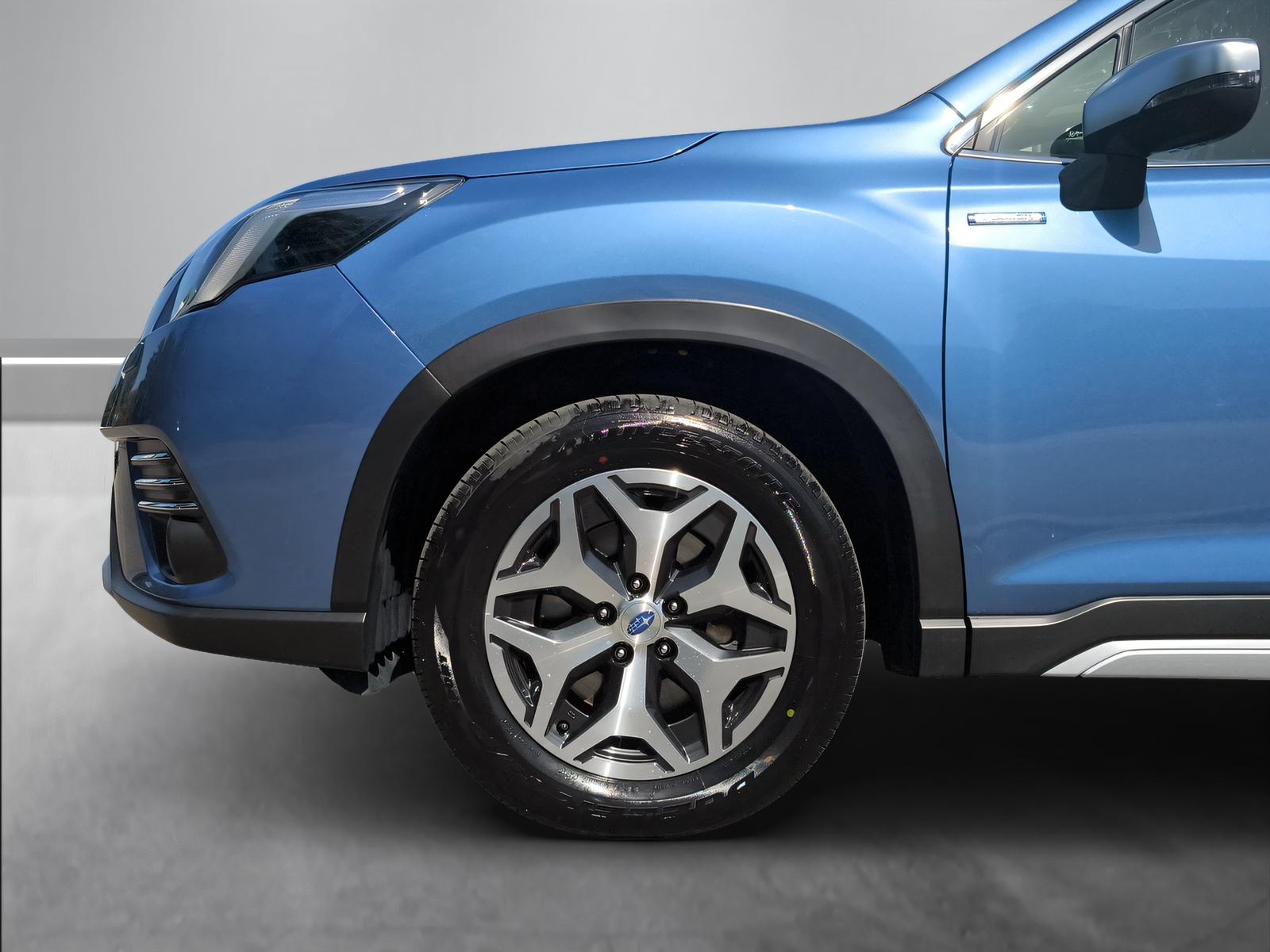 SUBARU Forester Station 2.0i e-Boxer Swiss Plus-image-11