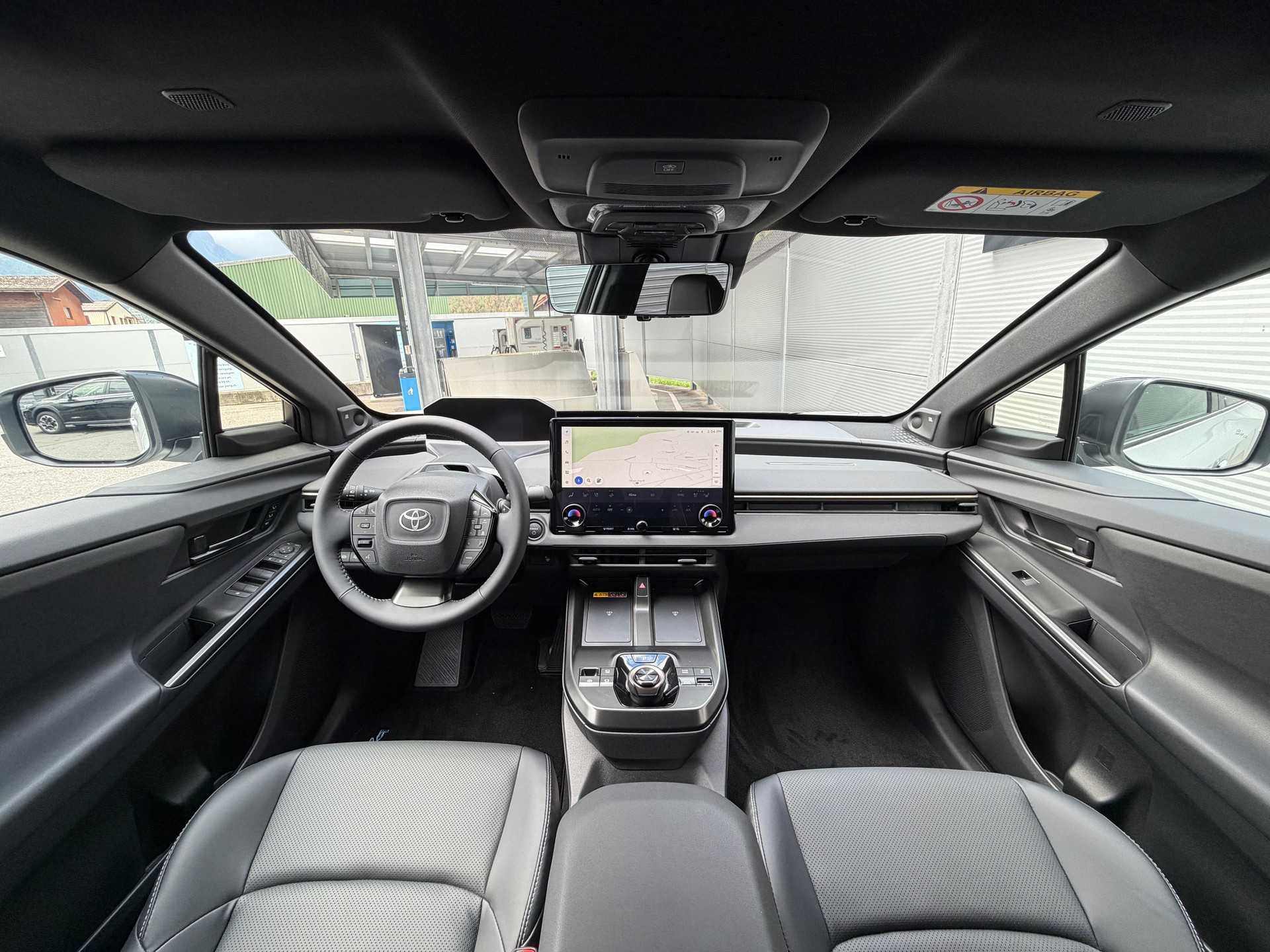TOYOTA bZ4X Premium AWD-image-8