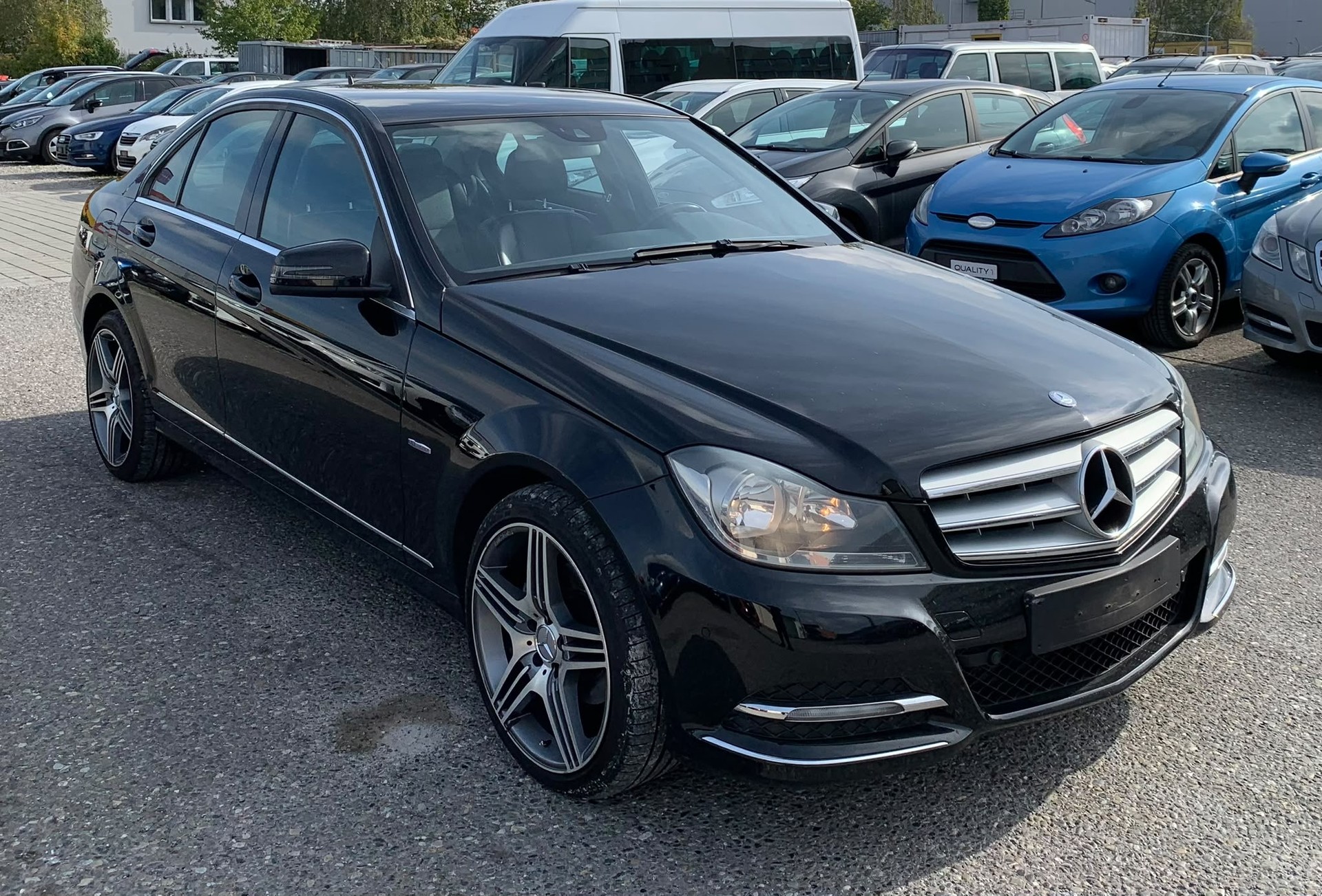 MERCEDES-BENZ C 220 CDI Limousine (Klimatronik * Alufelgen * Sensoren * Sport Lenkrad * Leder * Navigation * BO5)-image-3