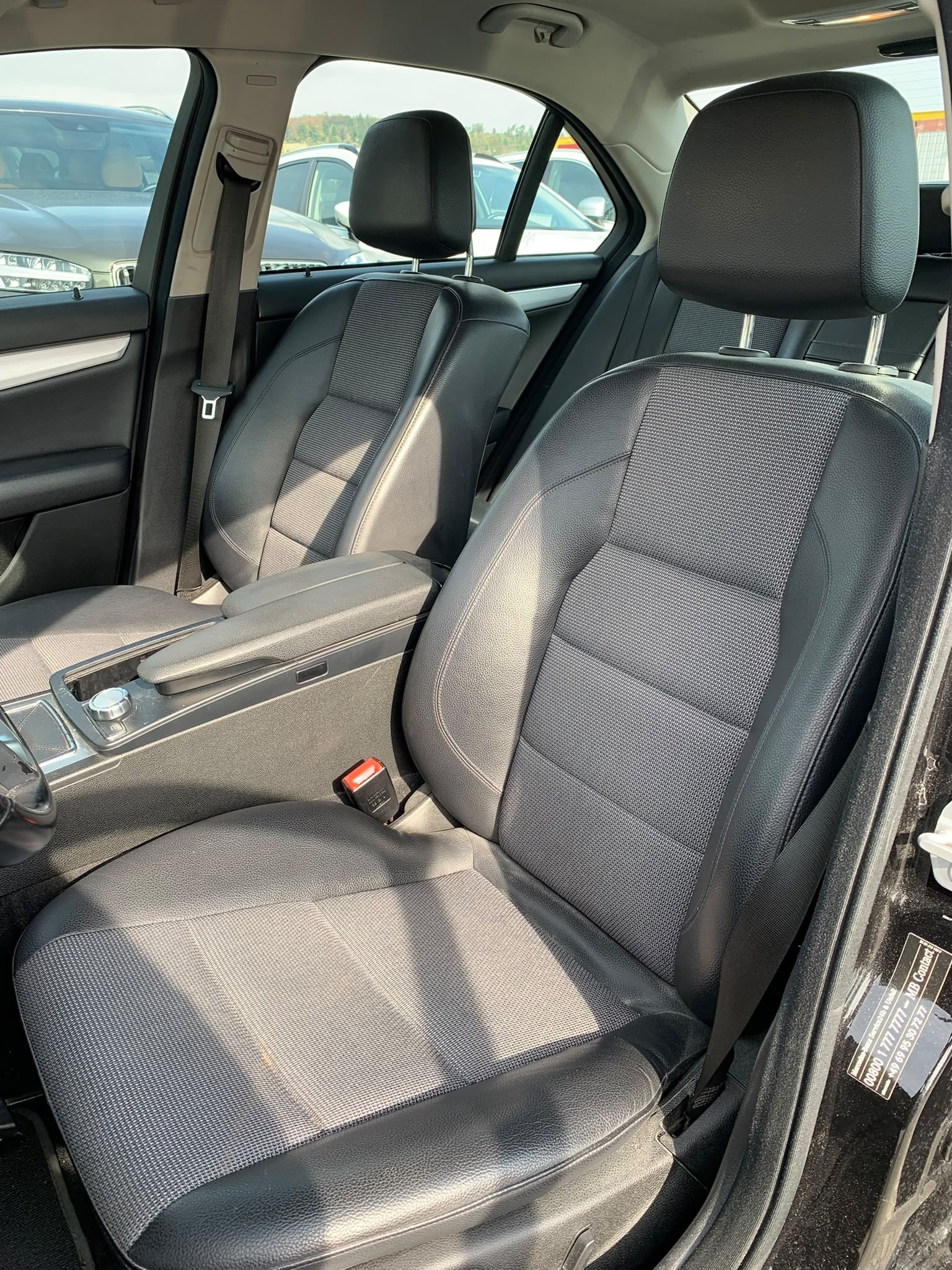 MERCEDES-BENZ C 220 CDI Limousine (Klimatronik * Alufelgen * Sensoren * Sport Lenkrad * Leder * Navigation * BO5)-image-13